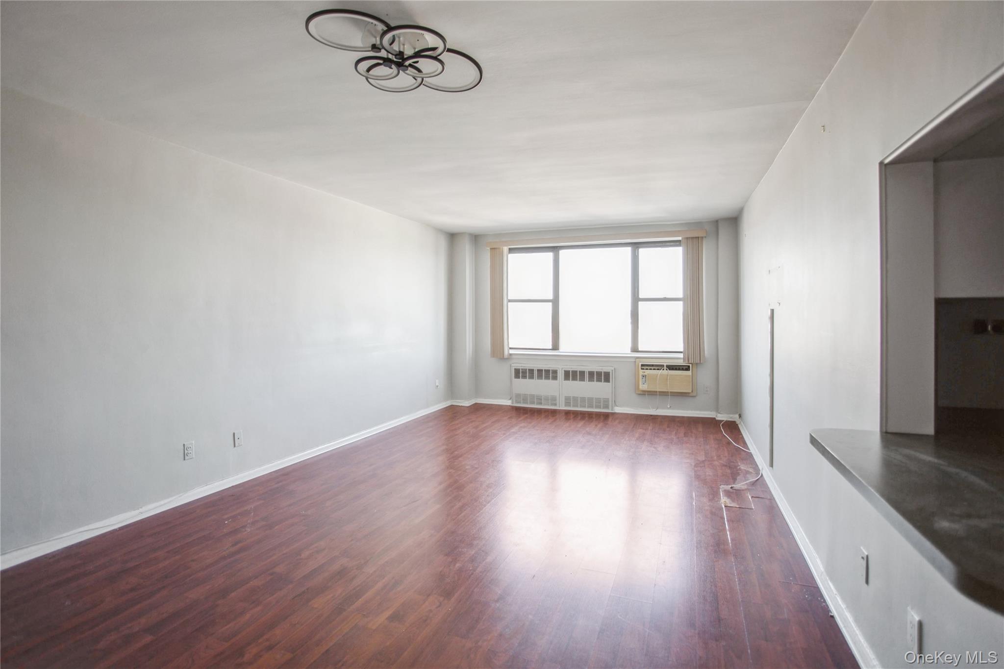 #7 photo, 333 E Broadway, Long Beach , NY 11561