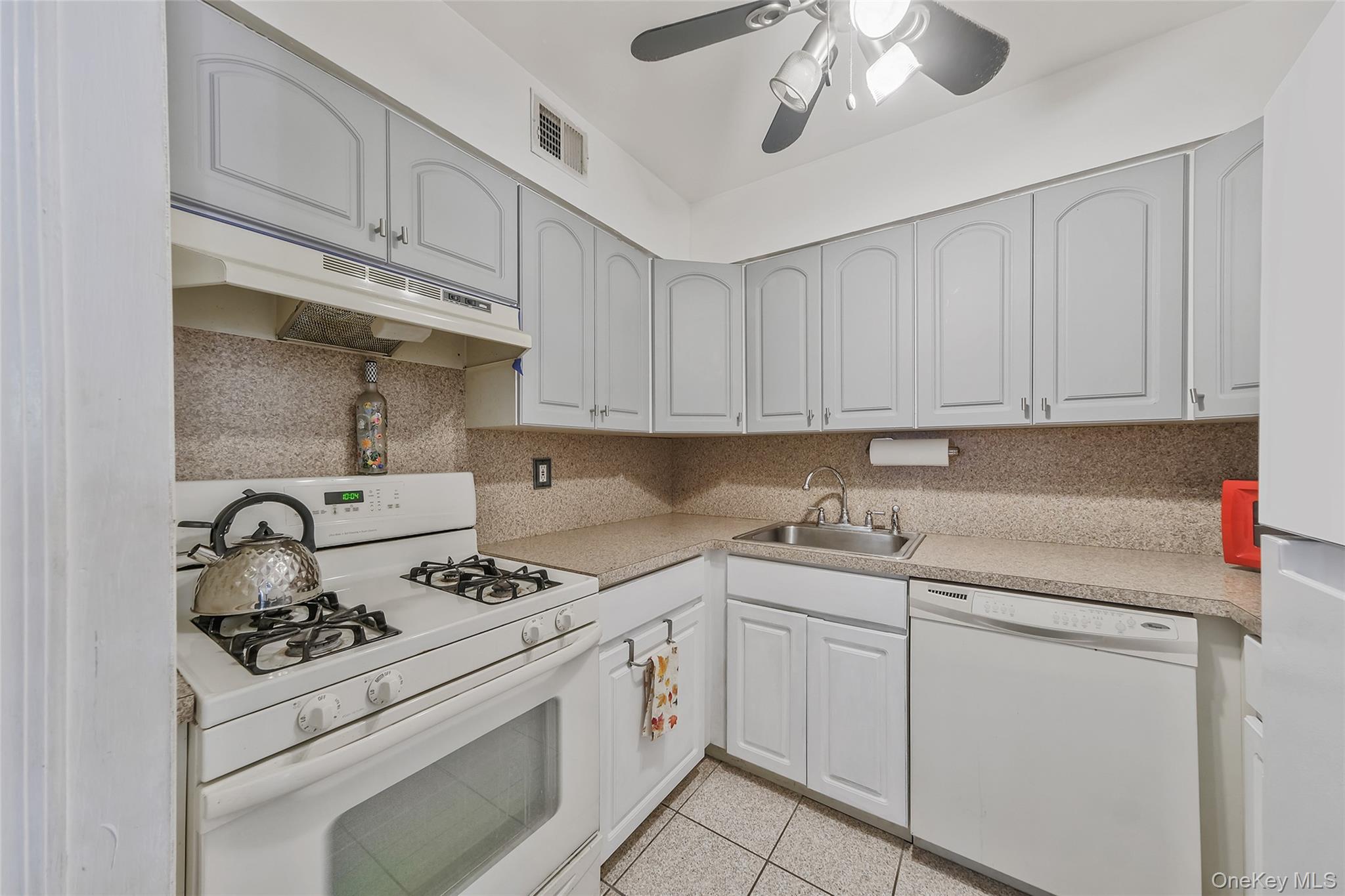 #6 photo, 136 Bailey Court, サフォーク郡 Middle Island , NY 11953