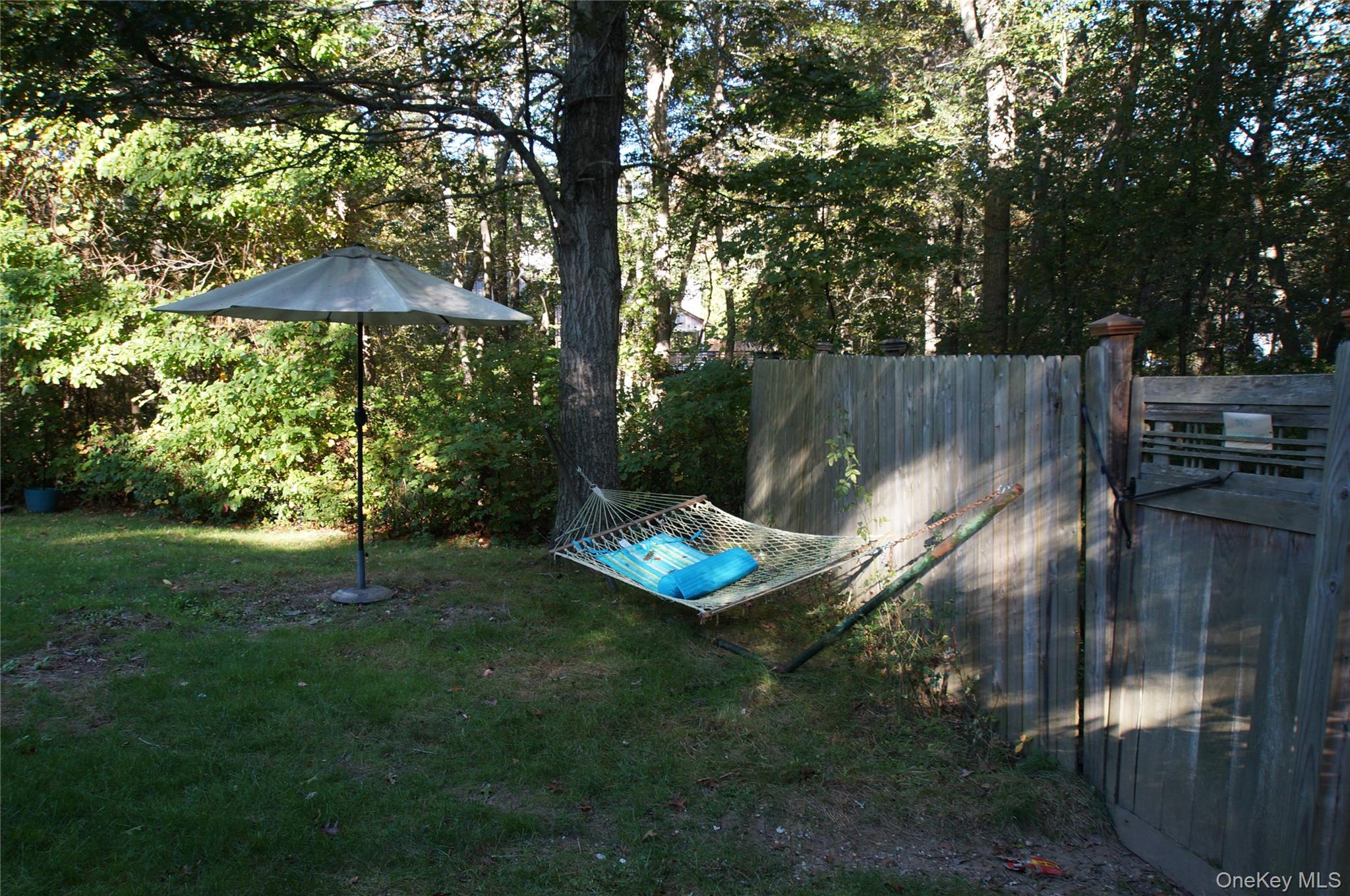 #4 photo, 67 Old Country Road, サフォーク郡 East Quogue , NY 11942