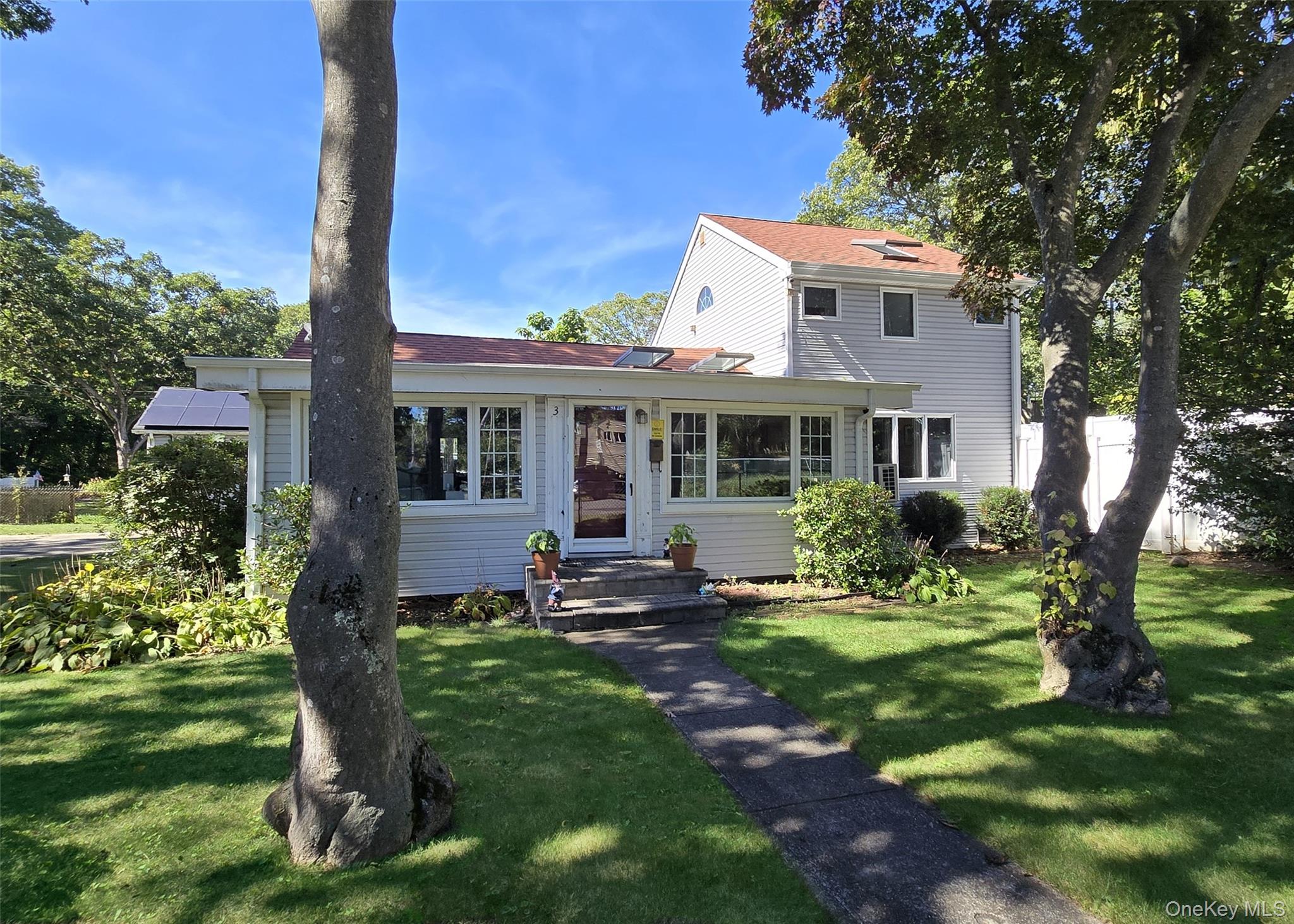 #1 photo, 3 Broadway, Ronkonkoma , NY 11779