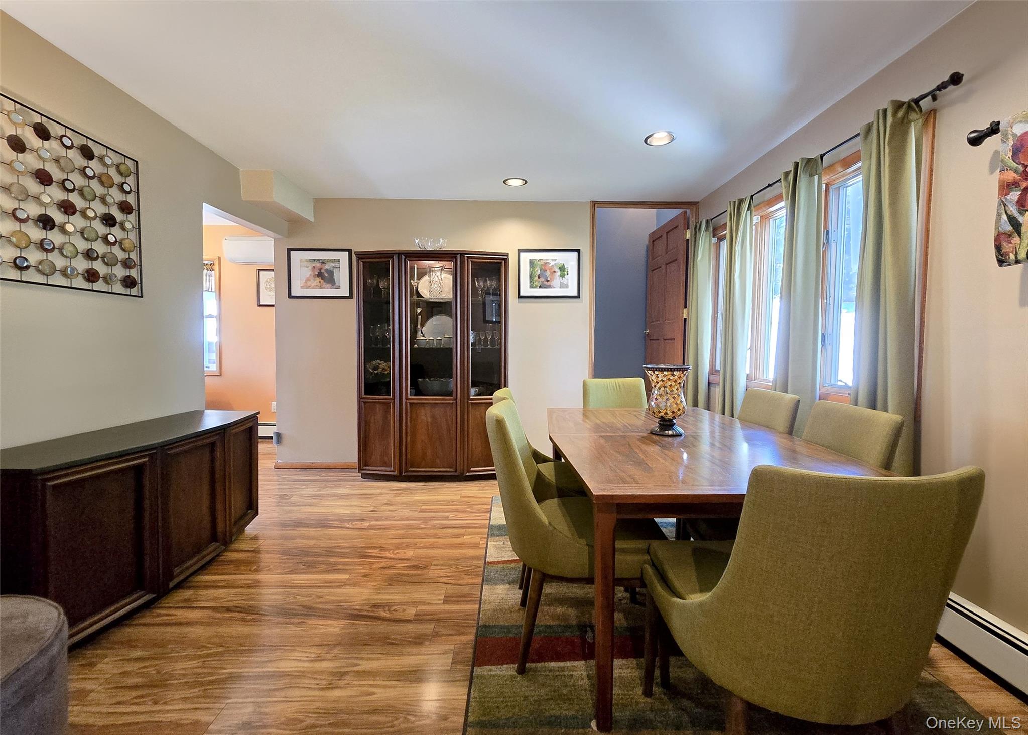 #10 photo, 3 Broadway, Ronkonkoma , NY 11779