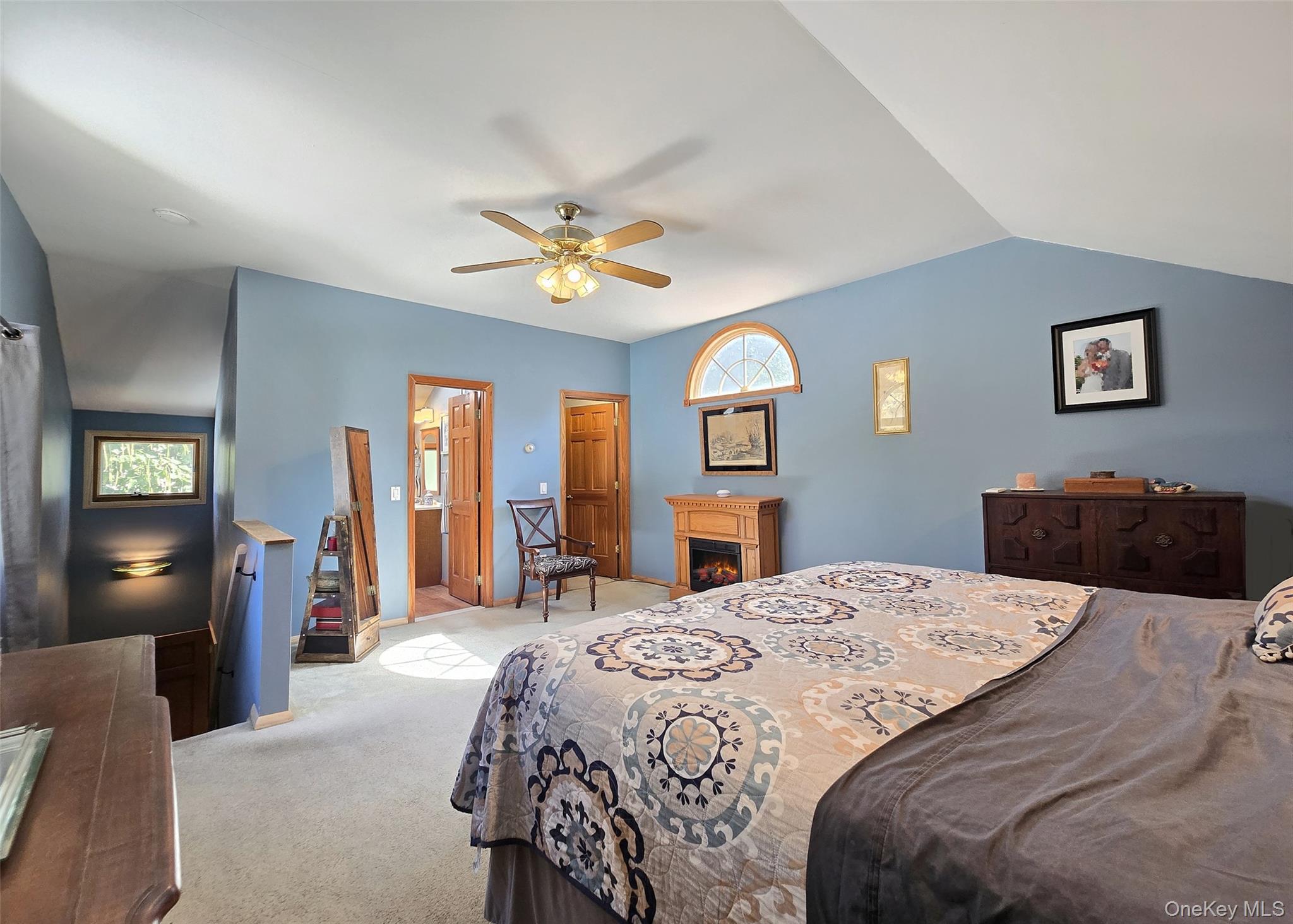 #13 photo, 3 Broadway, Ronkonkoma , NY 11779