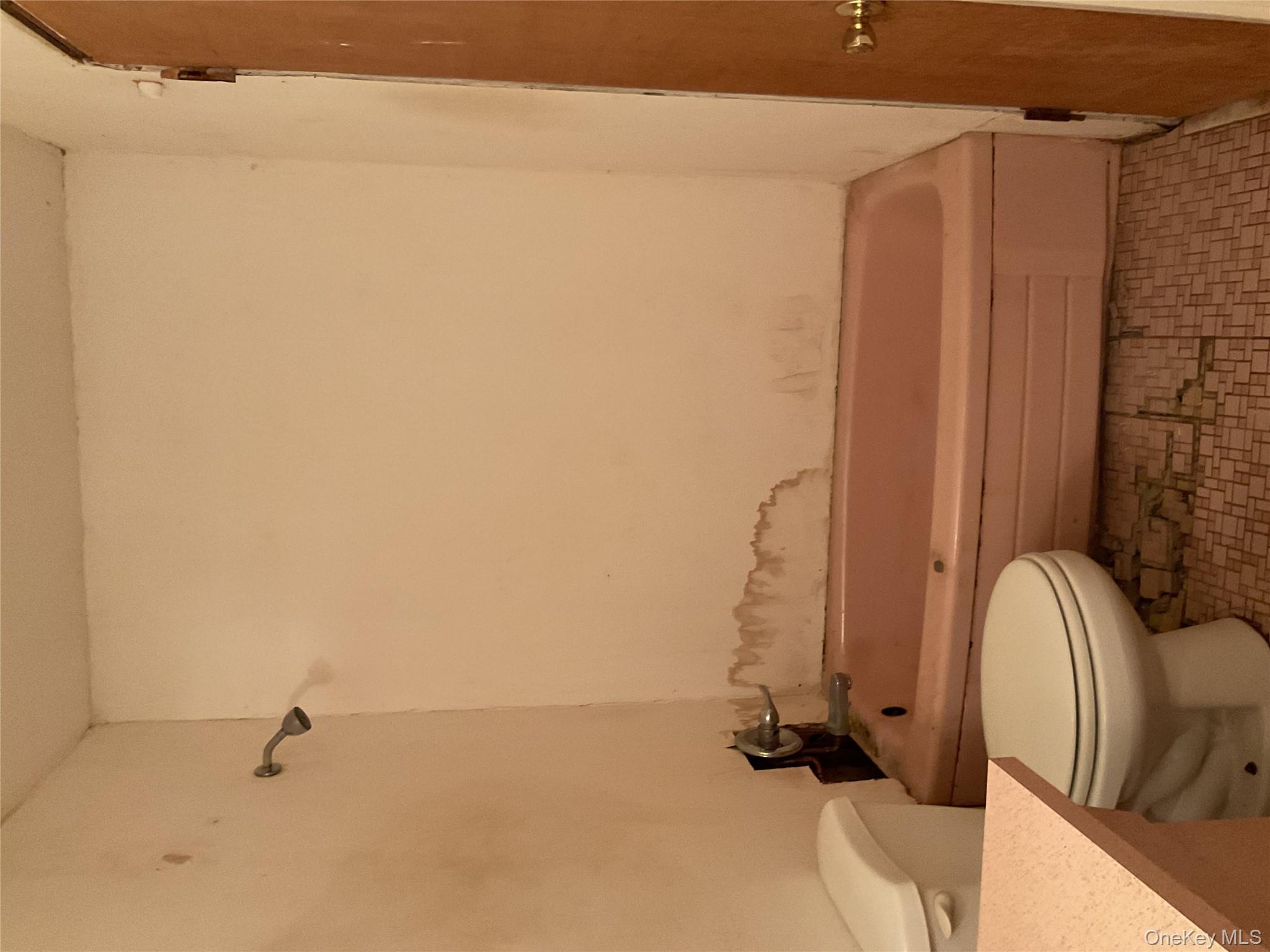 #8 photo, 13 Thomsen Drive, Airmont , NY 10952