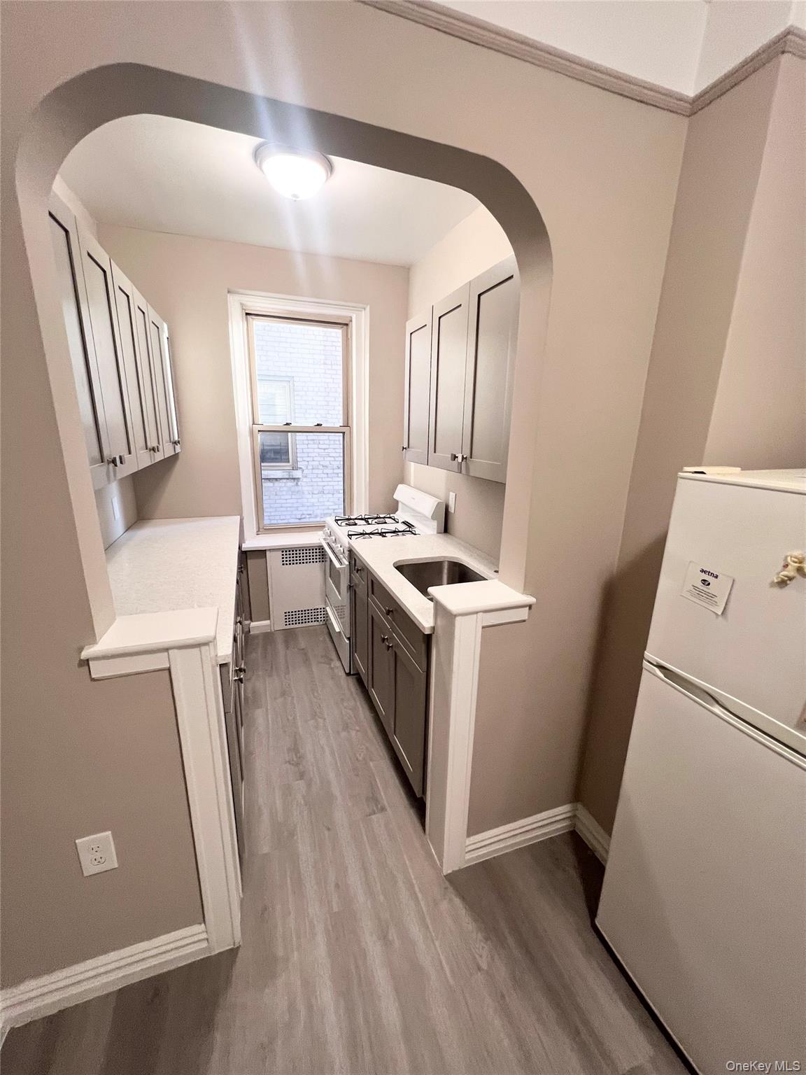 #10 photo, 3321 Bruckner Boulevard, Bronx , NY 10461