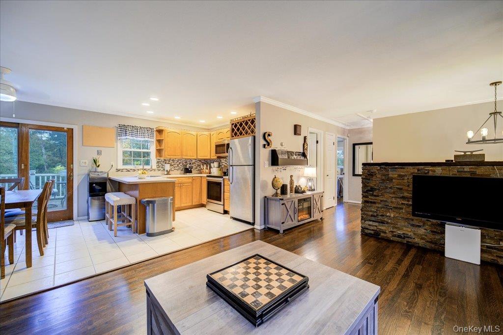 #14 photo, 20 Jeffrey Court, Carmel , NY 10512