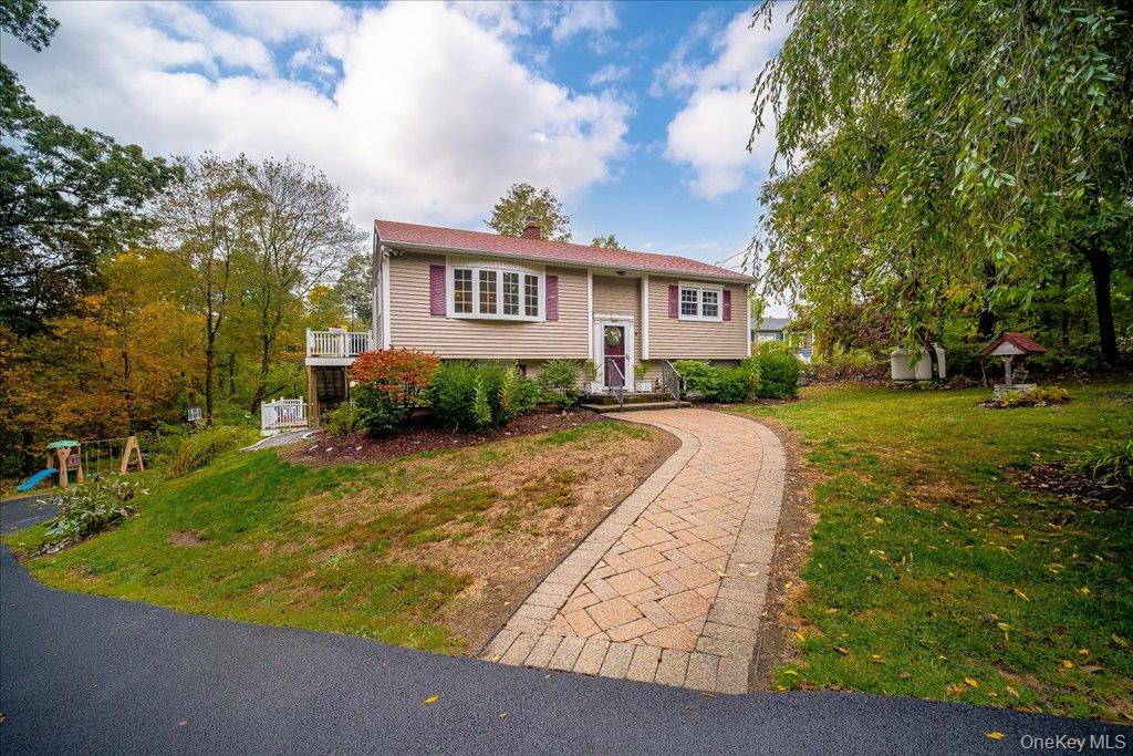 #8 photo, 20 Jeffrey Court, Carmel , NY 10512