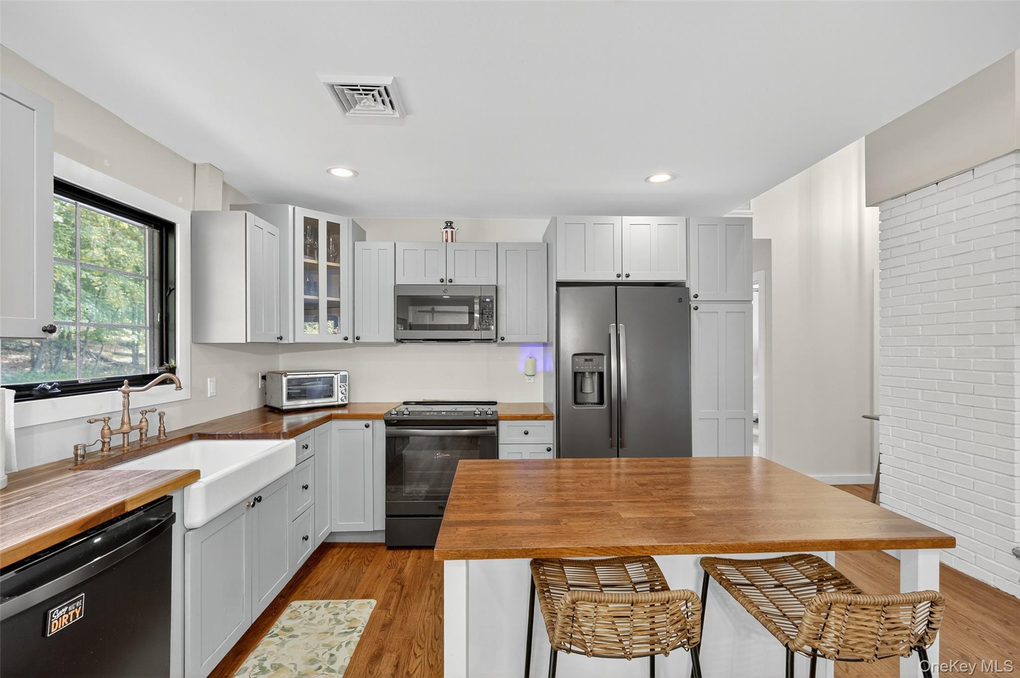 #15 photo, 58 Cole Road, Pleasant Valley , NY 12569