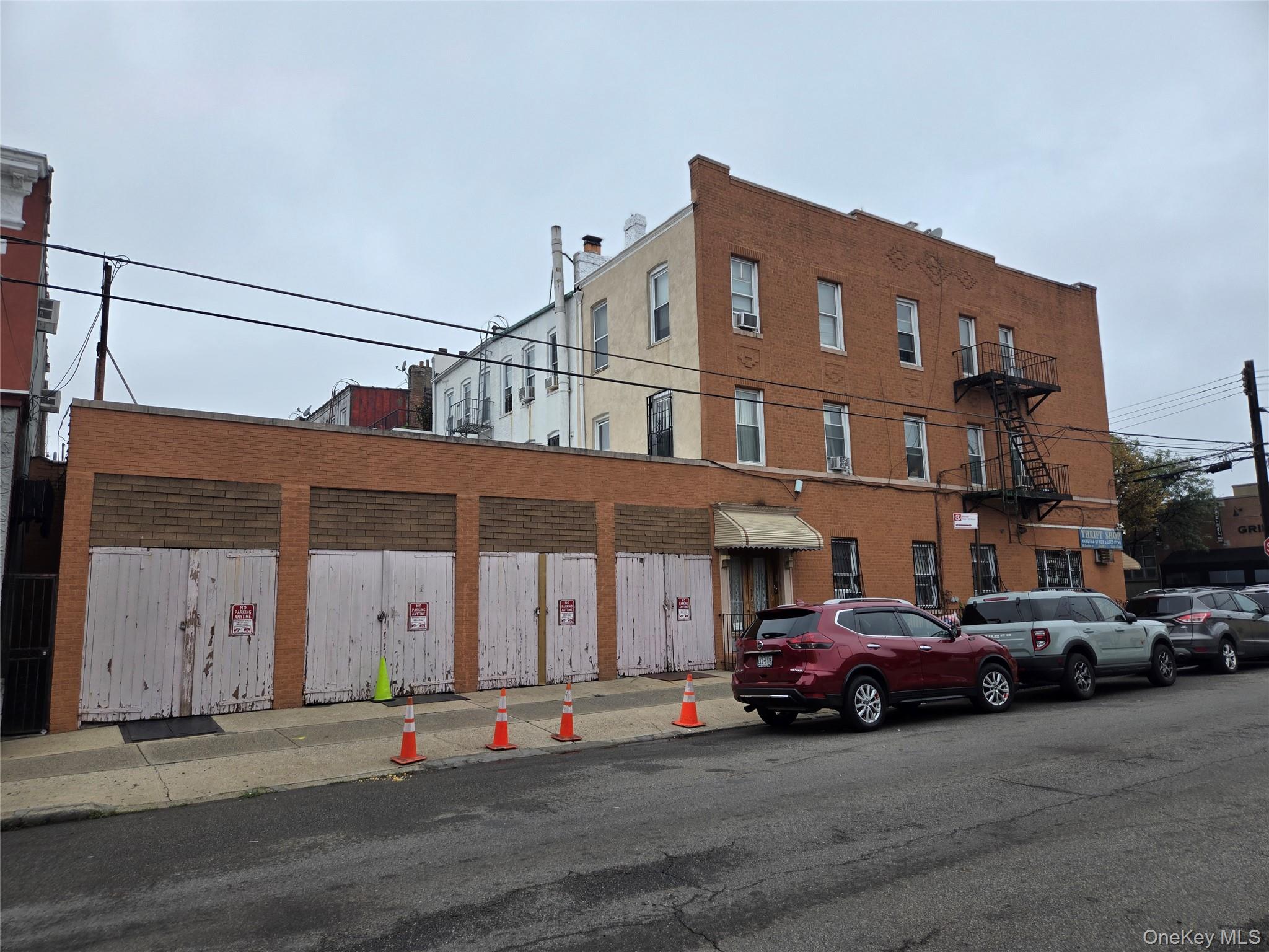 #2 photo, 568 Grandview Avenue, クイーンズ区 Ridgewood , NY 11385