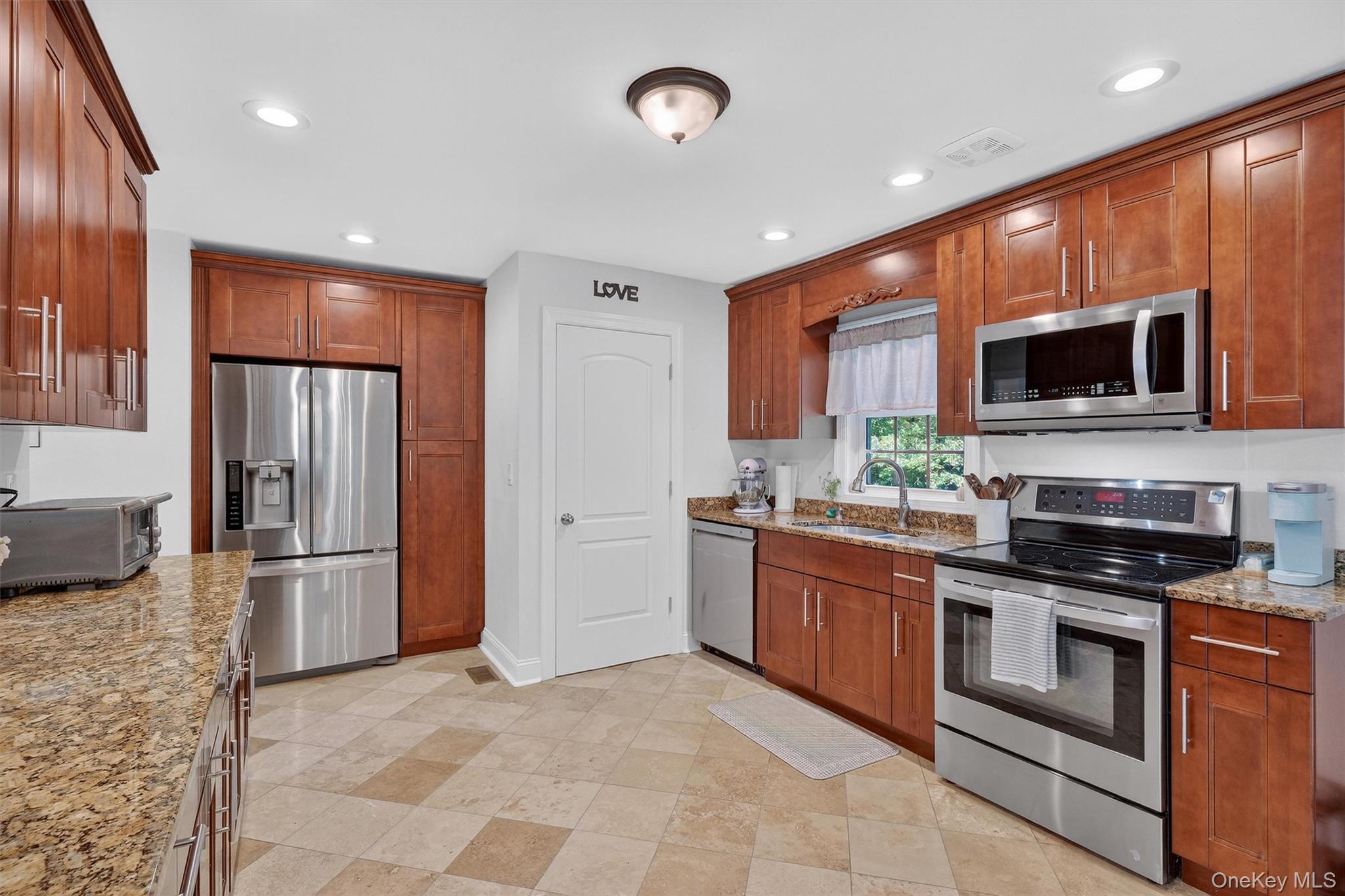 #15 photo, 301 Balmville Lane, Balmville , NY 12550