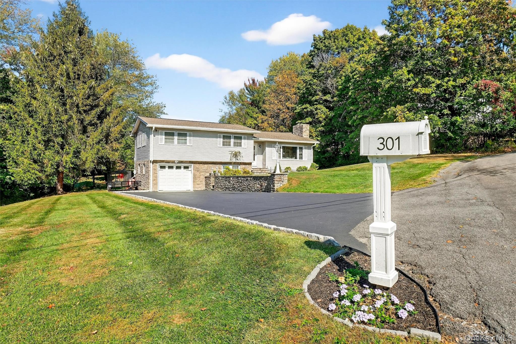 #2 photo, 301 Balmville Lane, Balmville , NY 12550