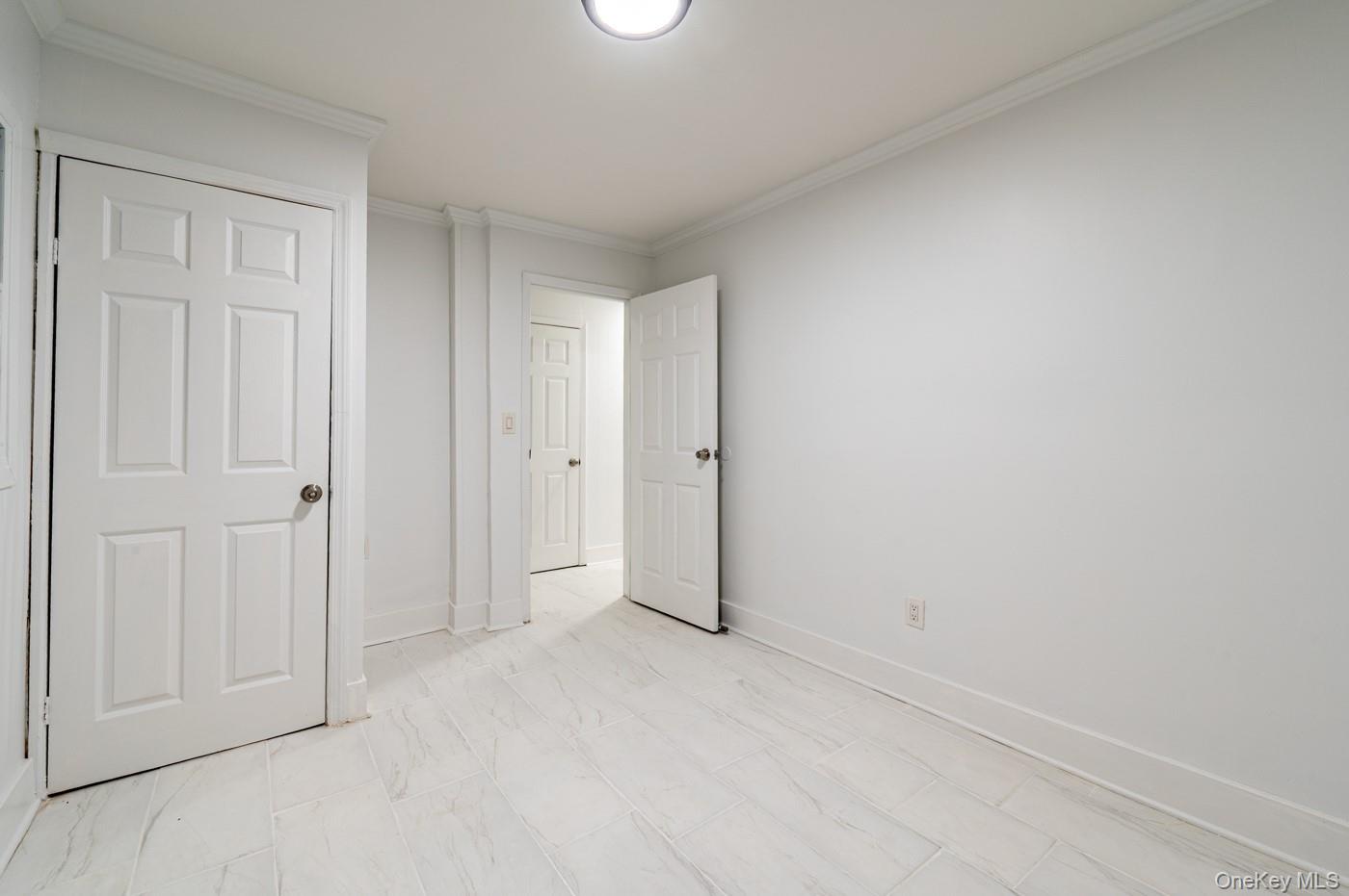 #17 photo, 2354 Waterbury Avenue, Bronx , NY 10462