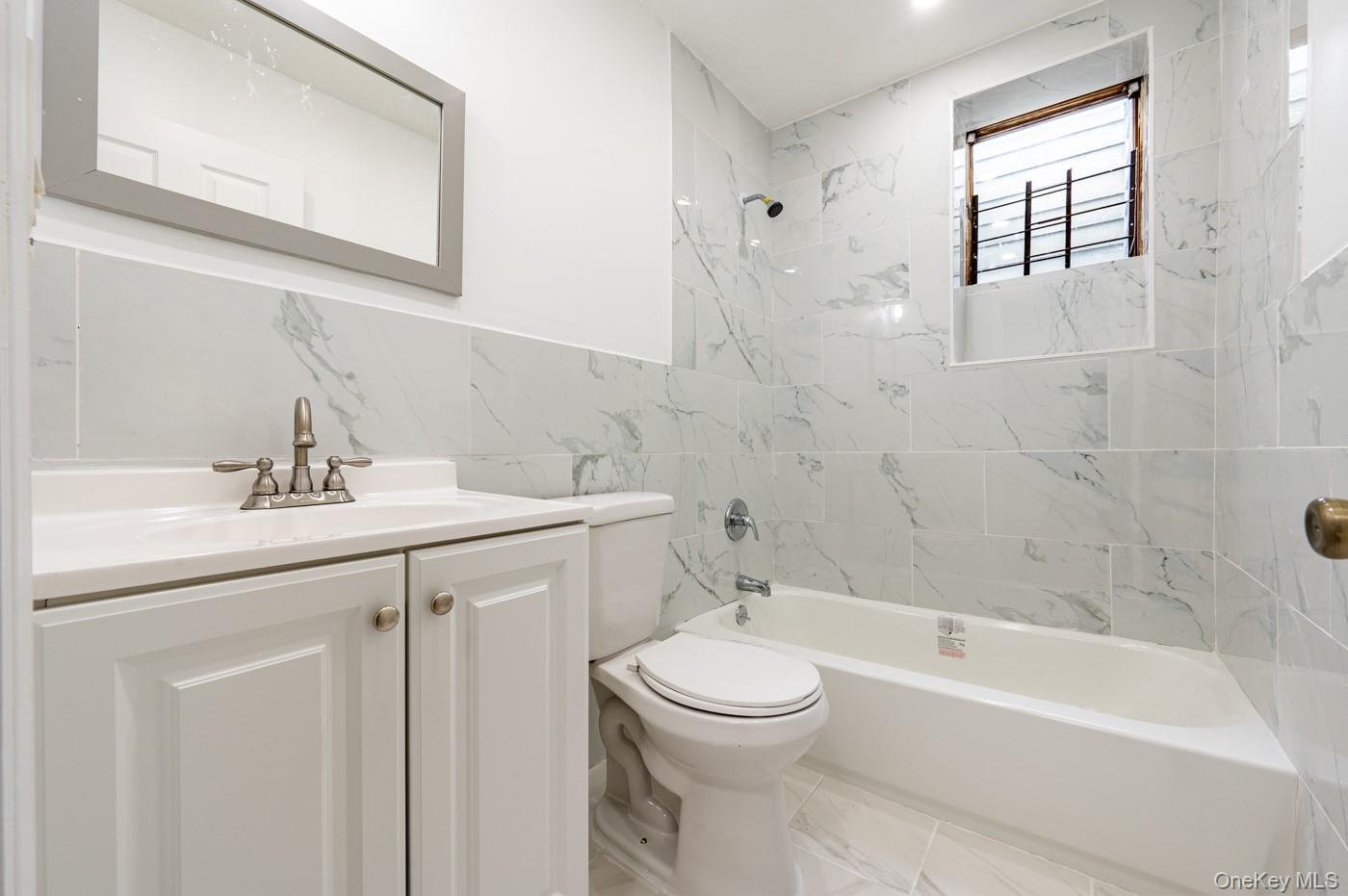 #7 photo, 2354 Waterbury Avenue, Bronx , NY 10462