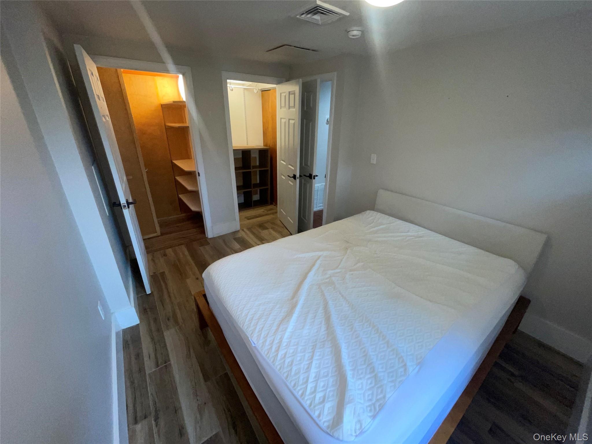 #13 photo, 332 Locust Street, Mount Vernon , NY 10550