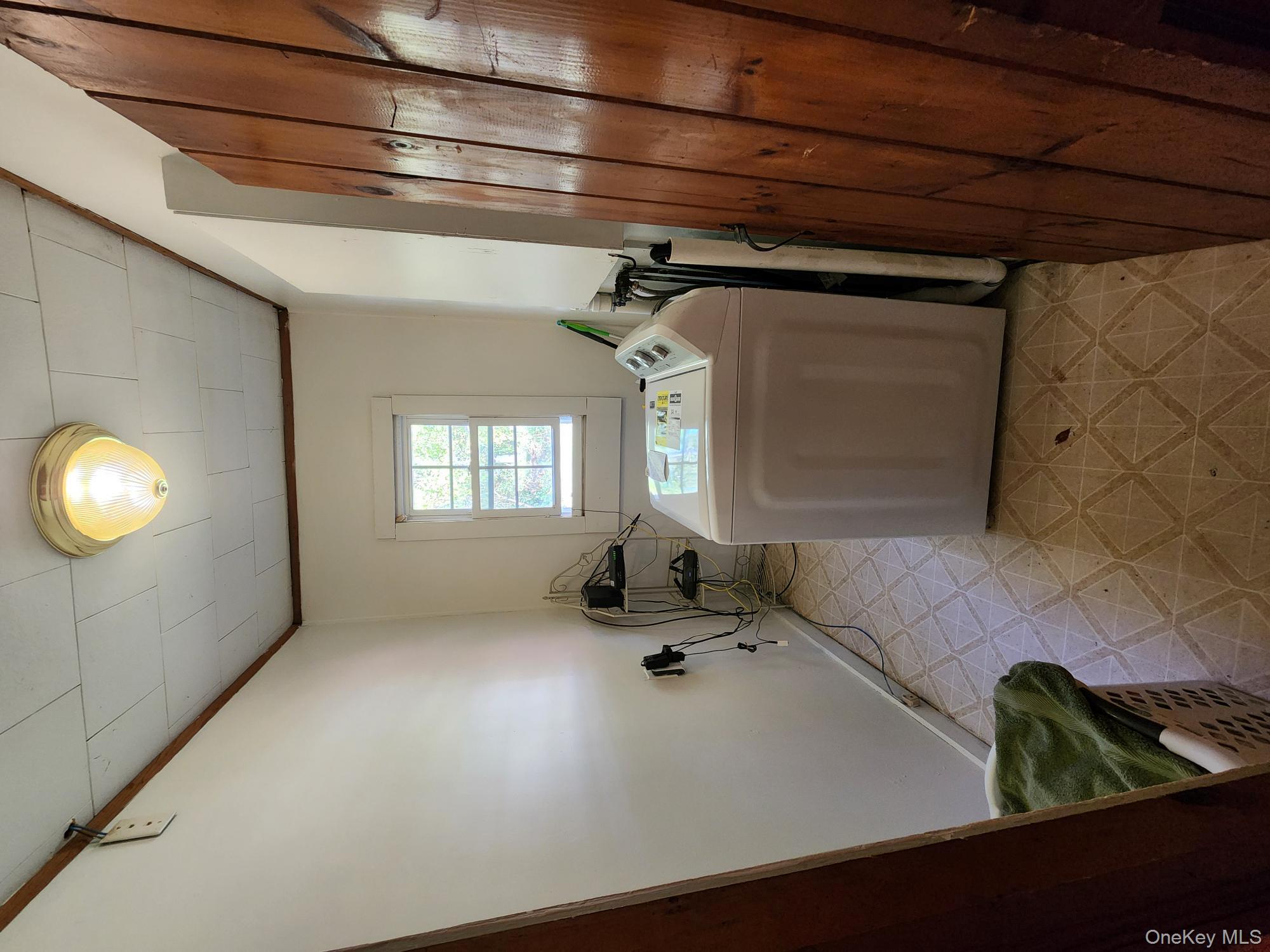 #20 photo, 18 Hummingbird Way, Staatsburg , NY 12580