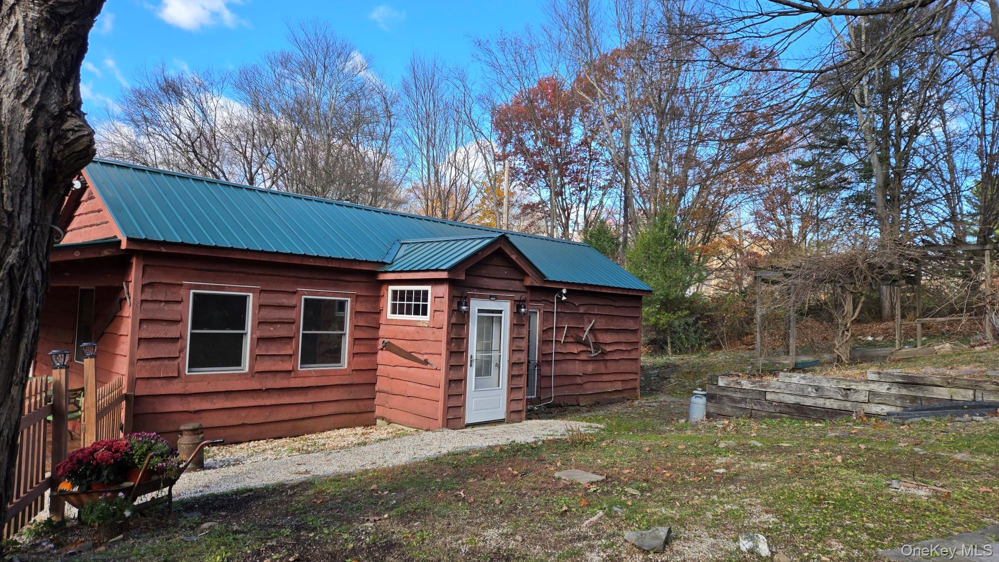 #3 photo, 18 Hummingbird Way, Staatsburg , NY 12580