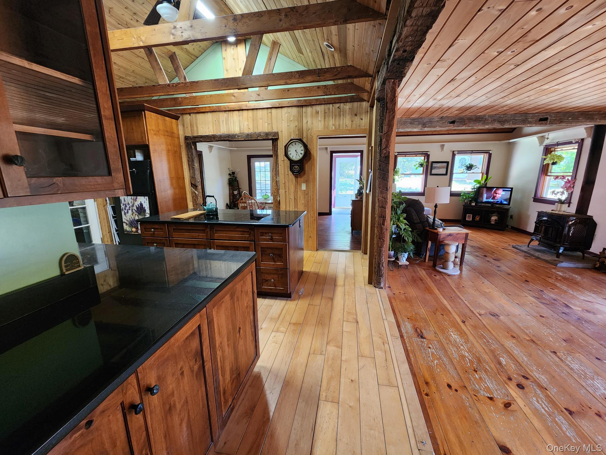 #9 photo, 18 Hummingbird Way, Staatsburg , NY 12580