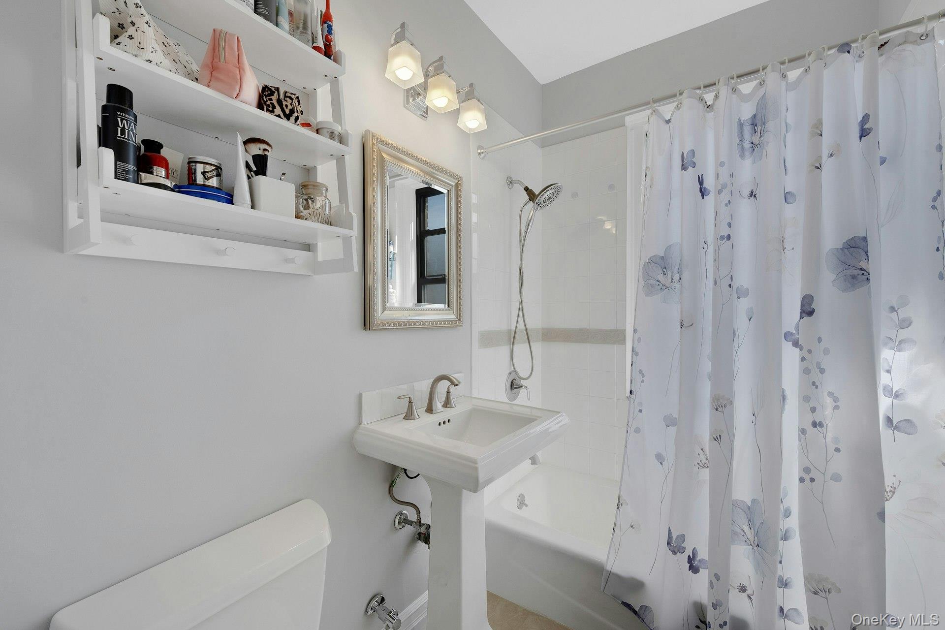 #17 photo, 180 Garth Road, Scarsdale , NY 10583