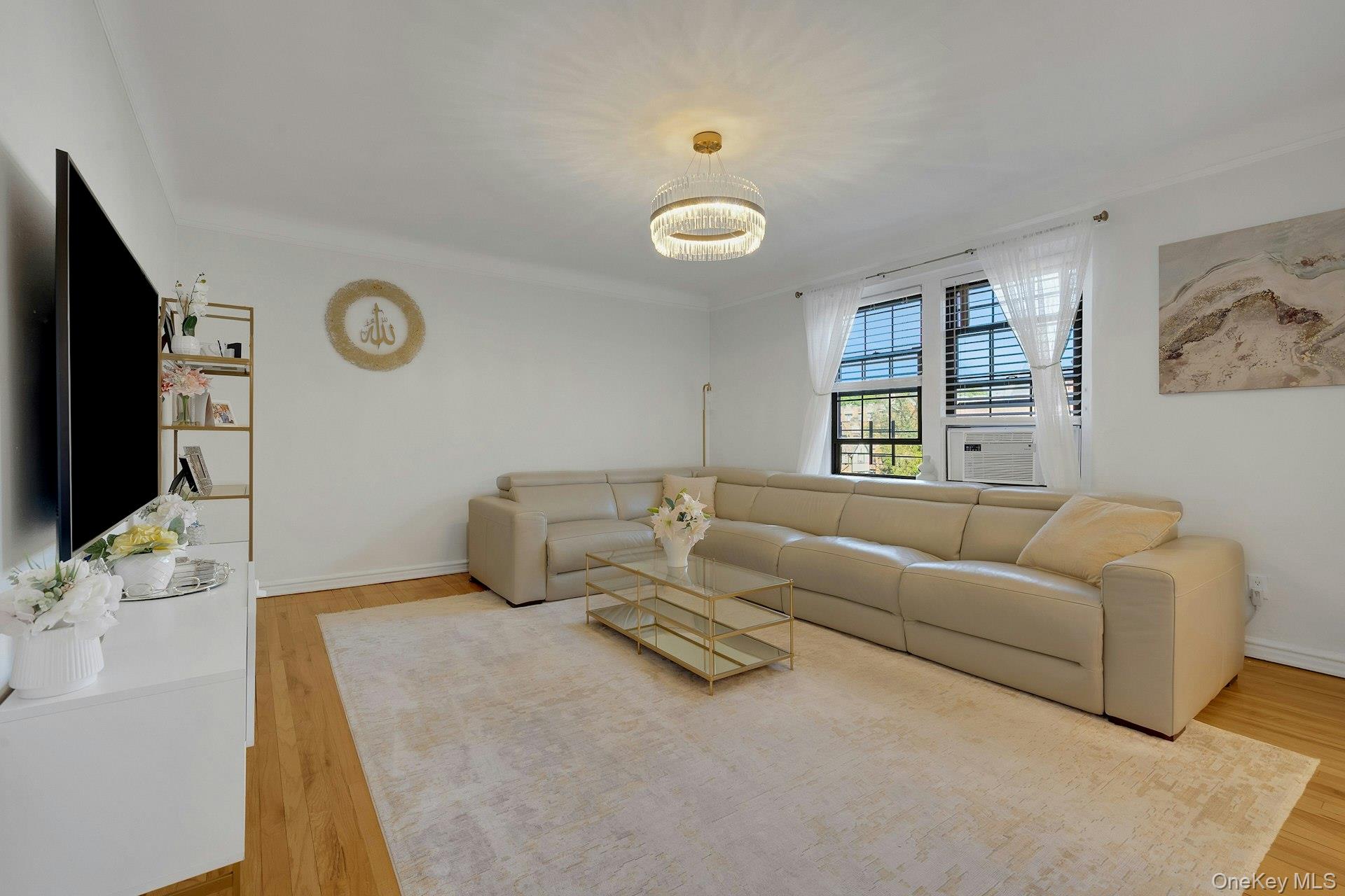 #5 photo, 180 Garth Road, Scarsdale , NY 10583