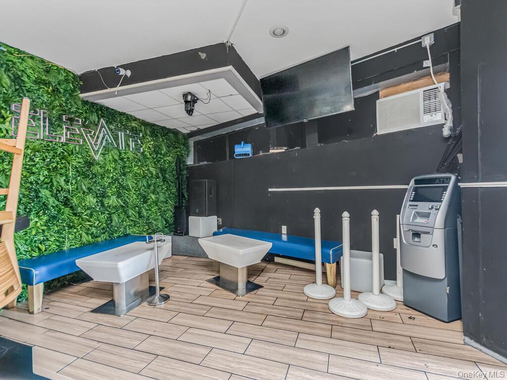 #5 photo, 130 E 1st Street, Mount Vernon , NY 10550