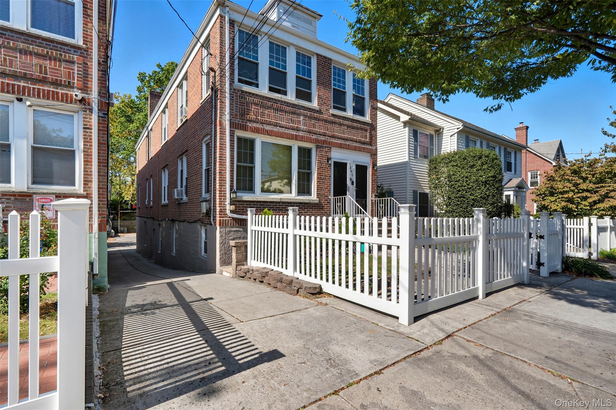 #1 photo, 1395 Kearney Avenue, Bronx , NY 10465