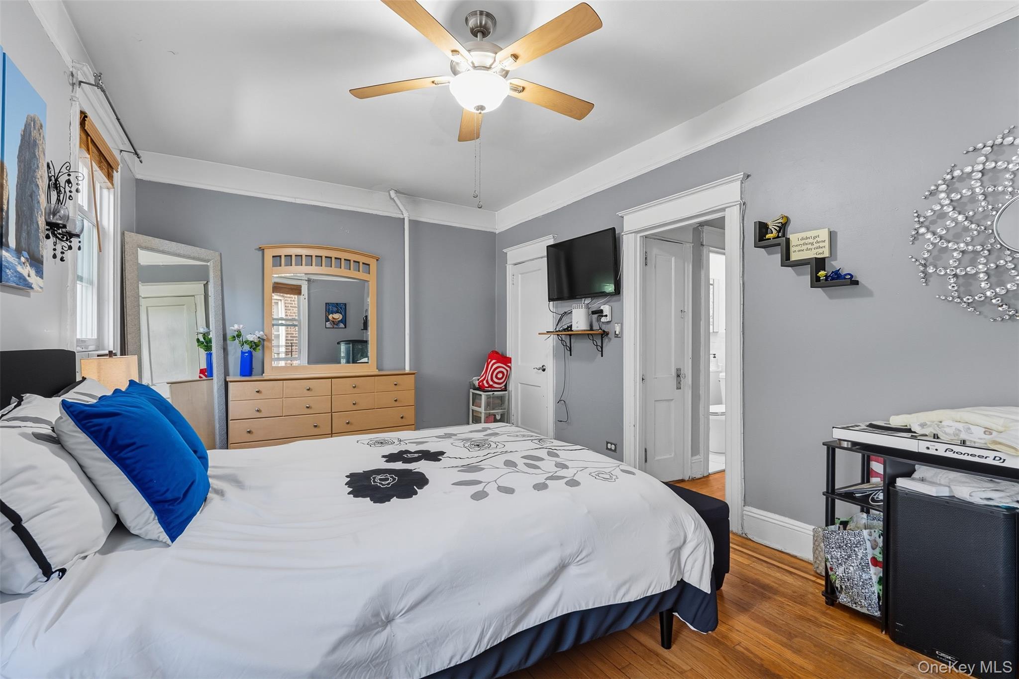 #12 photo, 1395 Kearney Avenue, Bronx , NY 10465