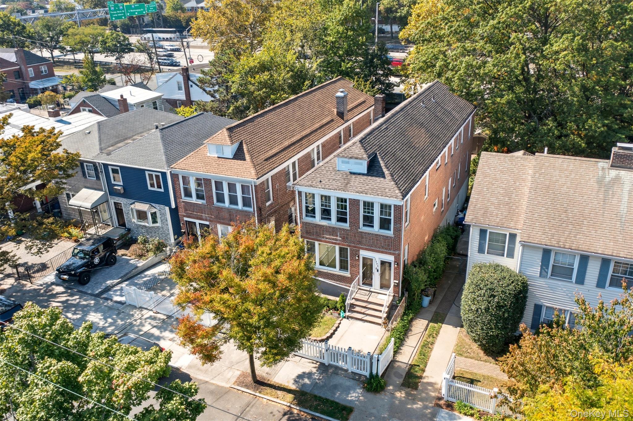 #2 photo, 1395 Kearney Avenue, Bronx , NY 10465