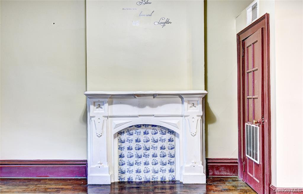 #8 photo, 251 Powell Avenue, Newburgh , NY 12550