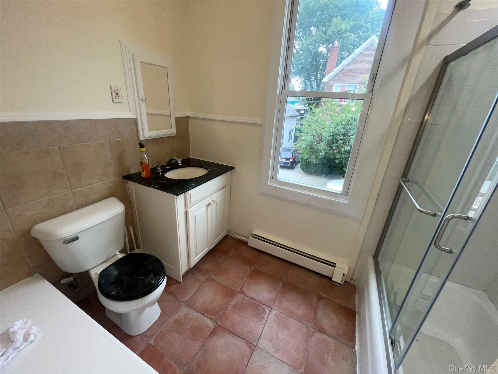 #8 photo, 336 Locust Street, Mount Vernon , NY 10550