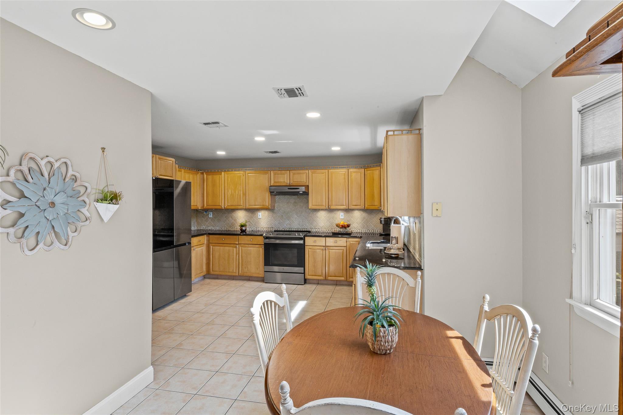 #10 photo, 1A Mather Court, Huntington Station , NY 11746