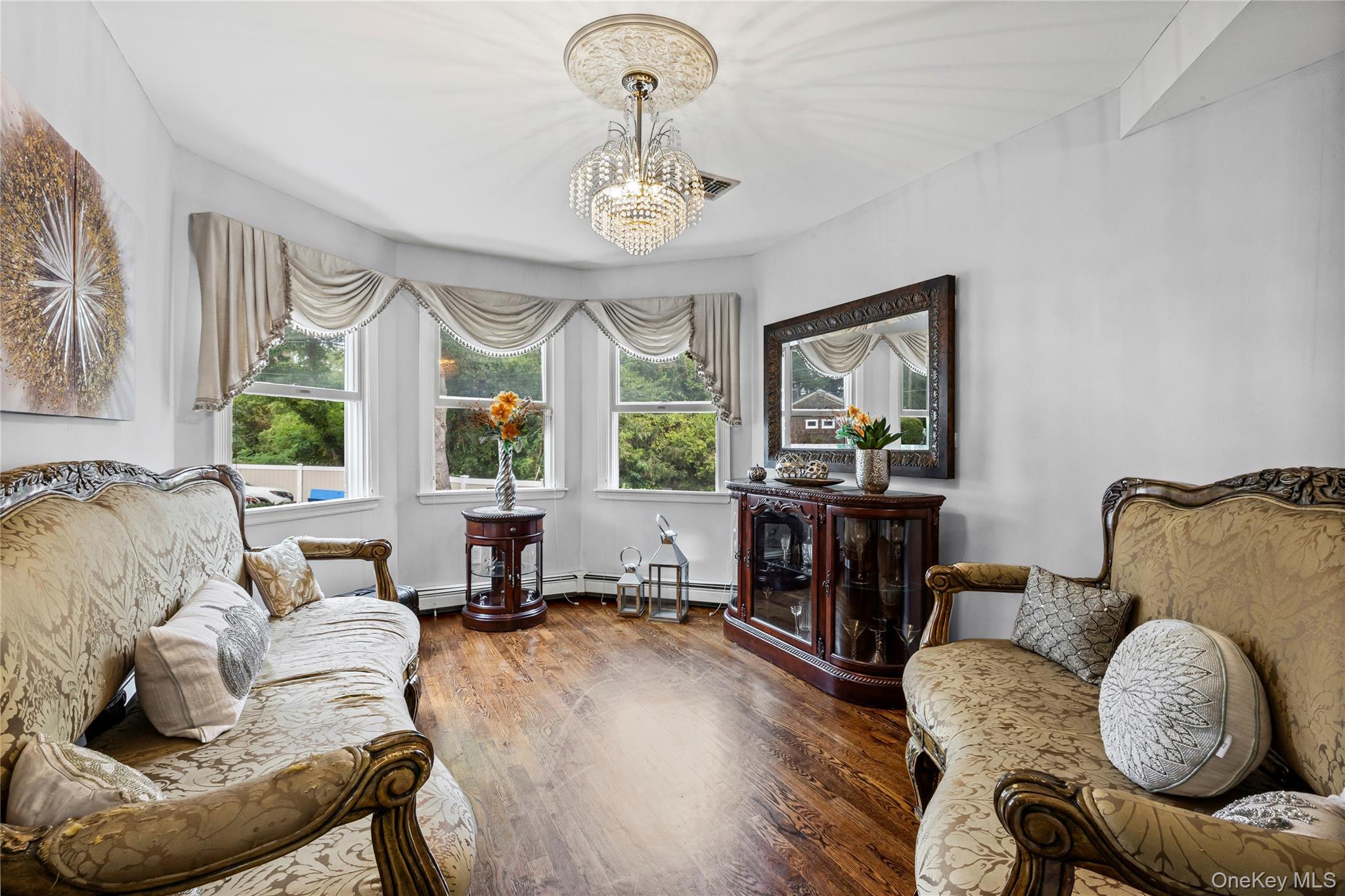 #3 photo, 1A Mather Court, Huntington Station , NY 11746