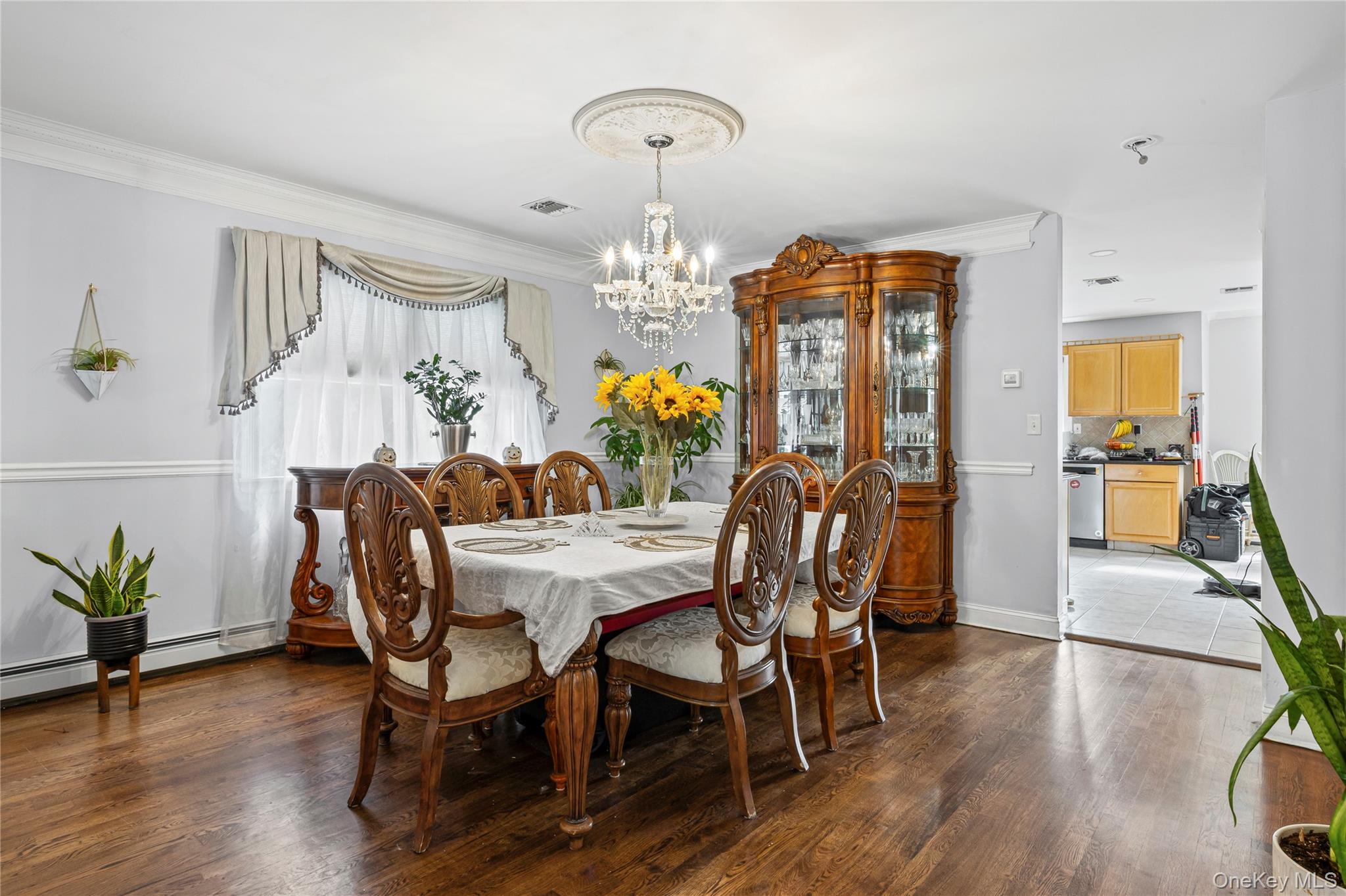 #7 photo, 1A Mather Court, Huntington Station , NY 11746