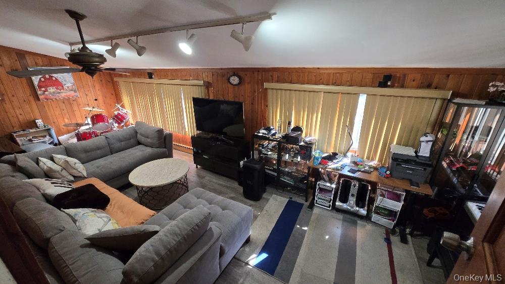 #16 photo, 170 E Mineola Avenue, Valley Stream , NY 11580