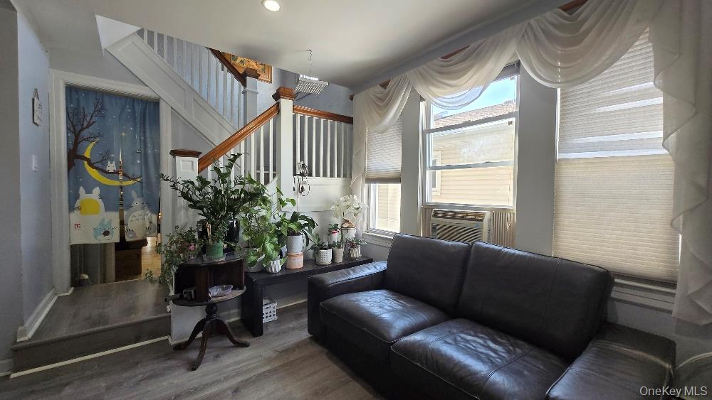 #5 photo, 170 E Mineola Avenue, Valley Stream , NY 11580