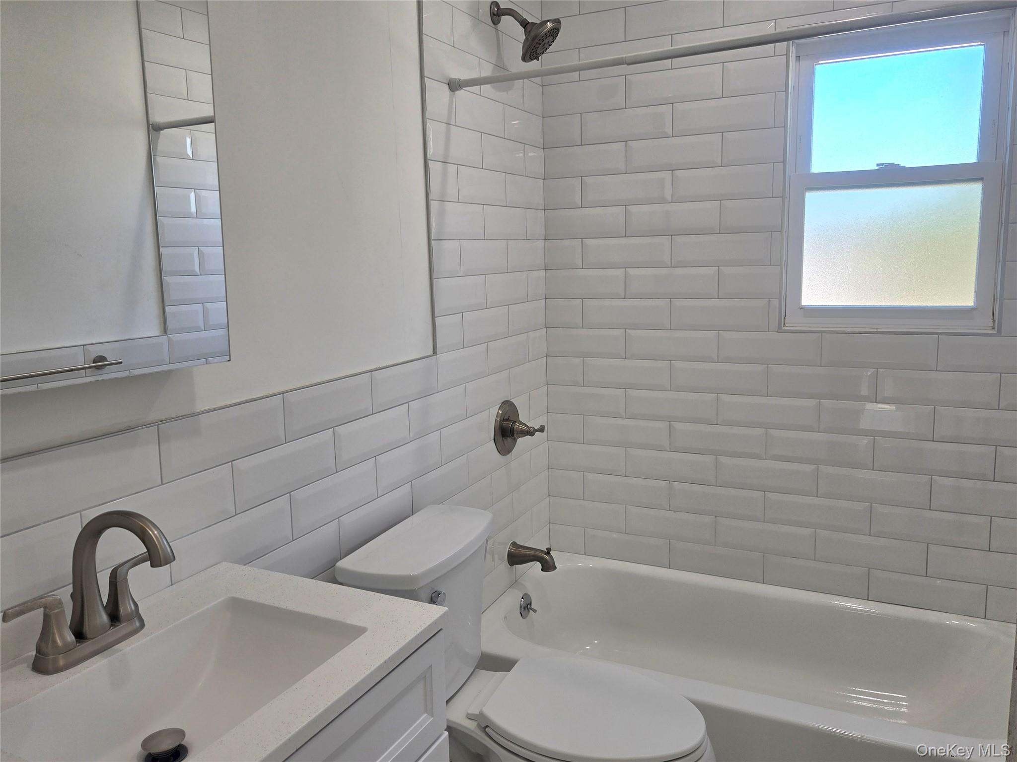 #4 photo, 118-38 219th Street, Cambria Heights , NY 11411