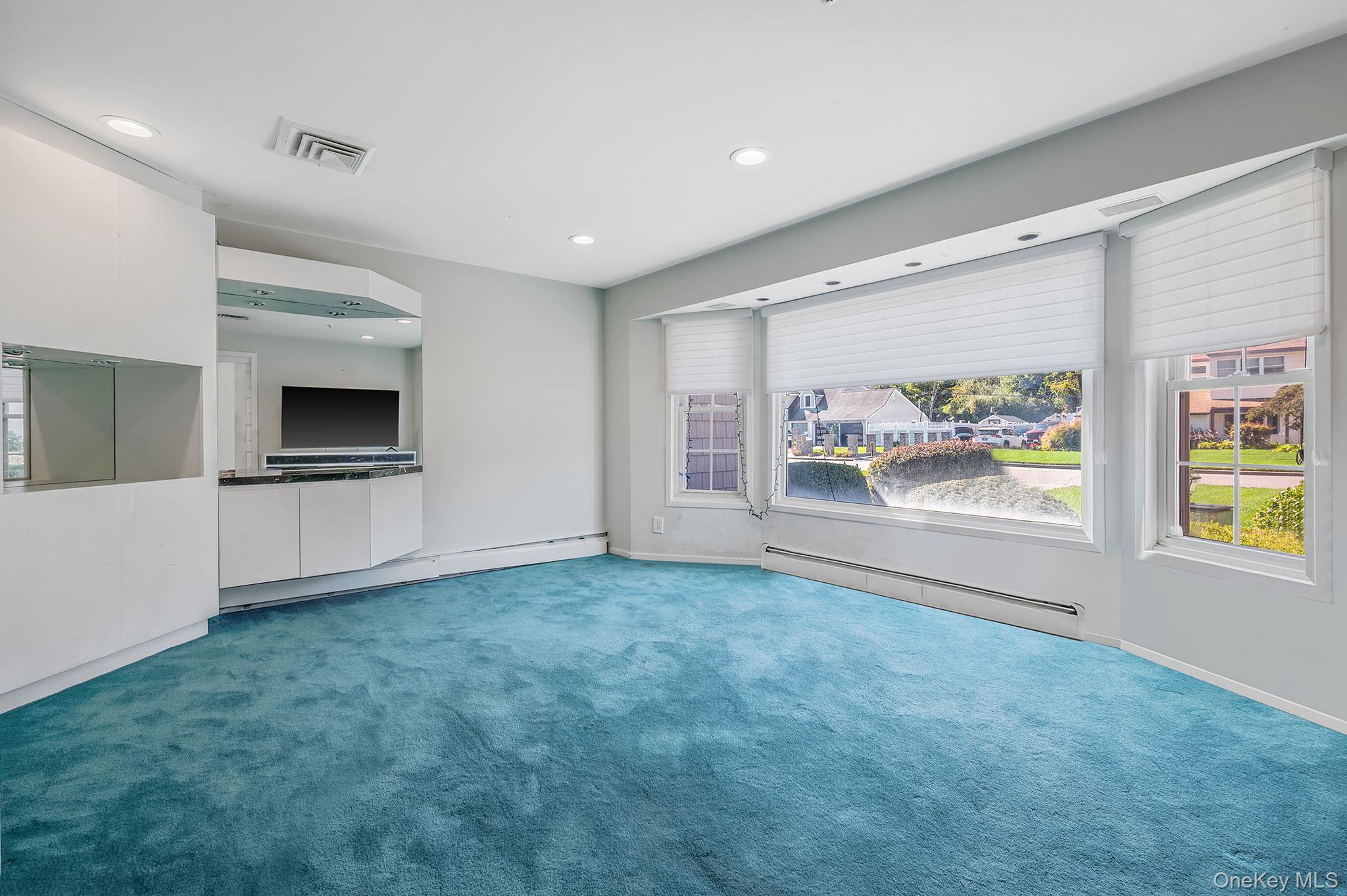 #12 photo, 19 Dumond Place, Coram , NY 11727