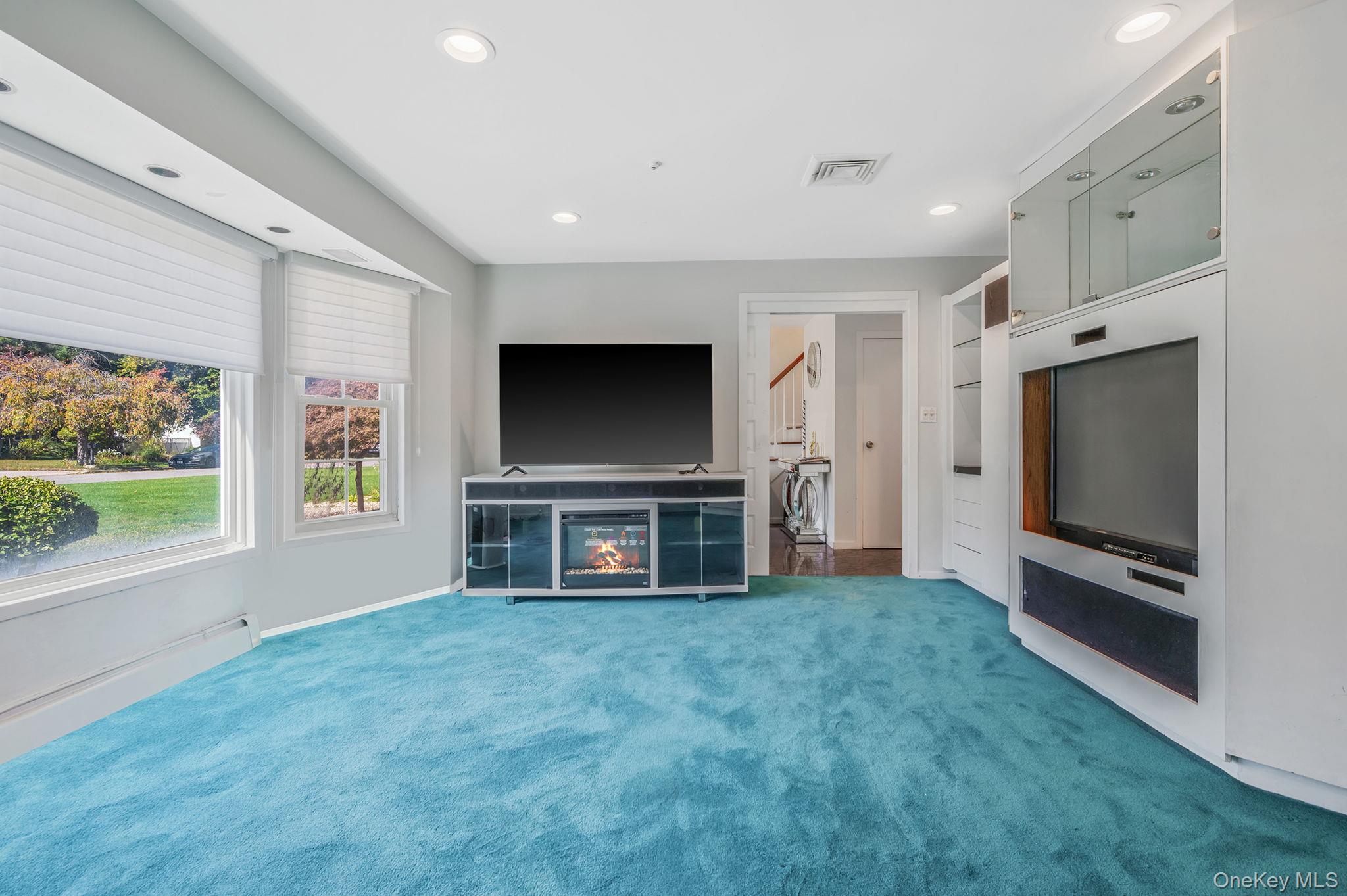 #13 photo, 19 Dumond Place, Coram , NY 11727