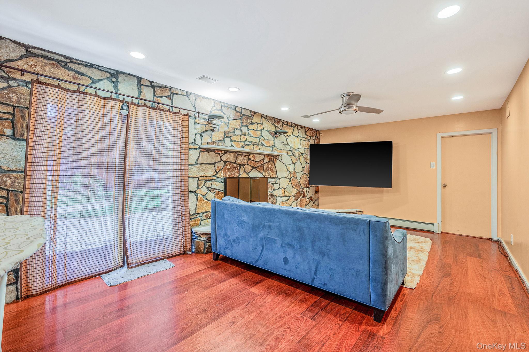 #15 photo, 19 Dumond Place, Coram , NY 11727