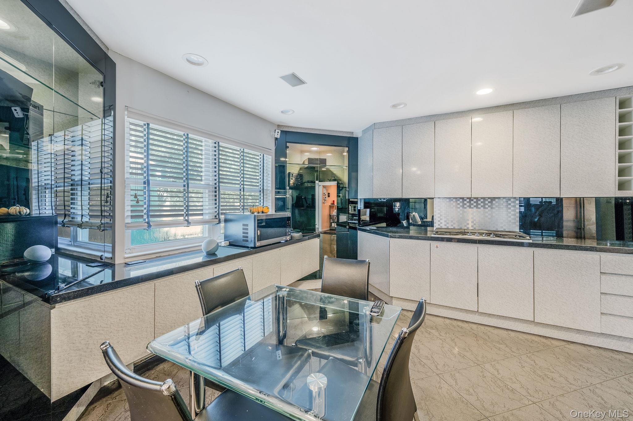 #7 photo, 19 Dumond Place, Coram , NY 11727