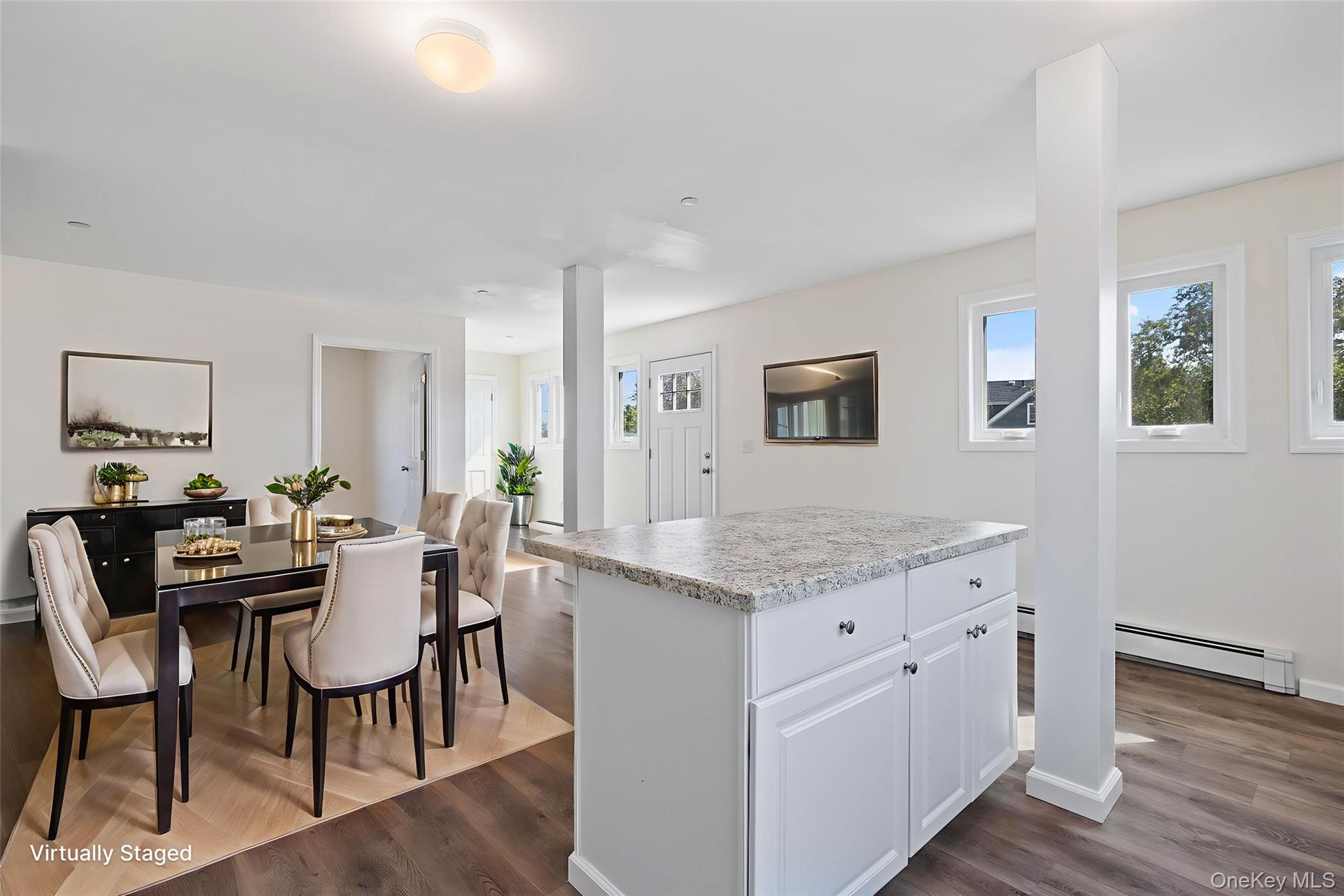 #17 photo, 41 West Avenue, ナッソー郡 Lawrence , NY 11559