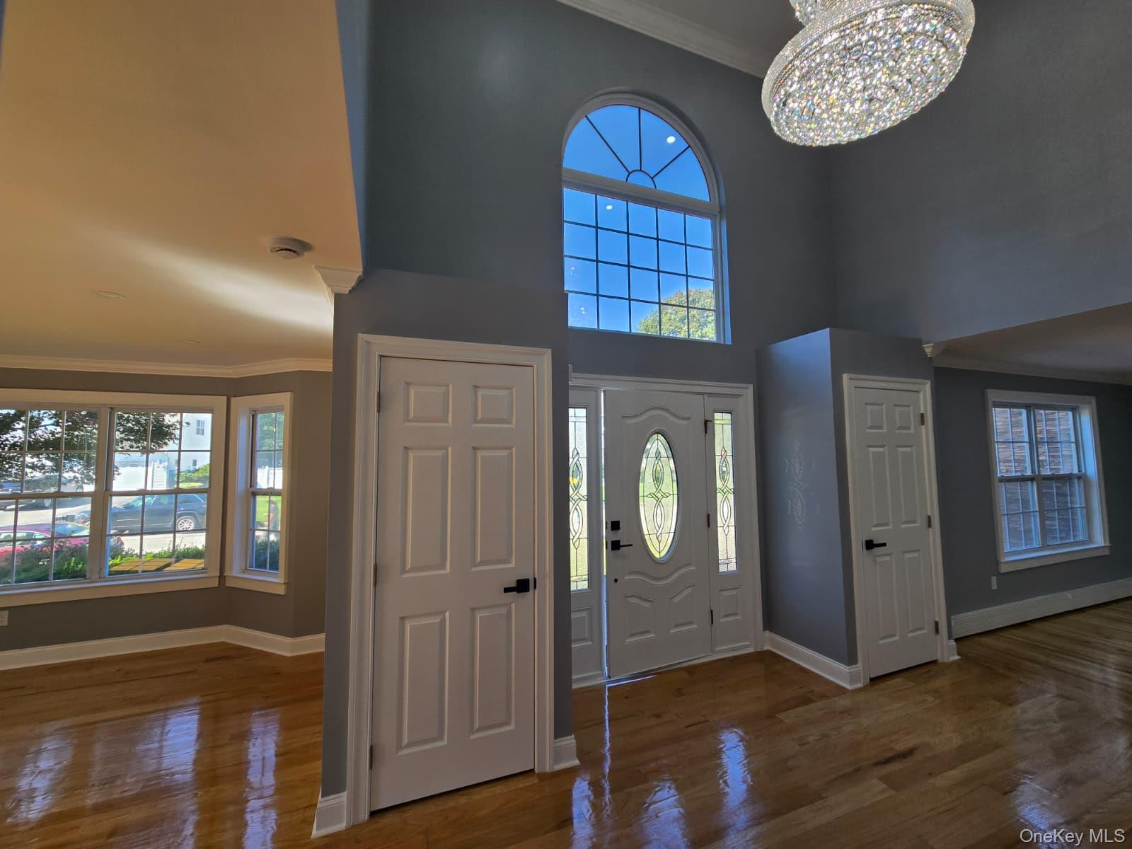 #4 photo, 14 Adamson Street, サフォーク郡 Selden , NY 11784