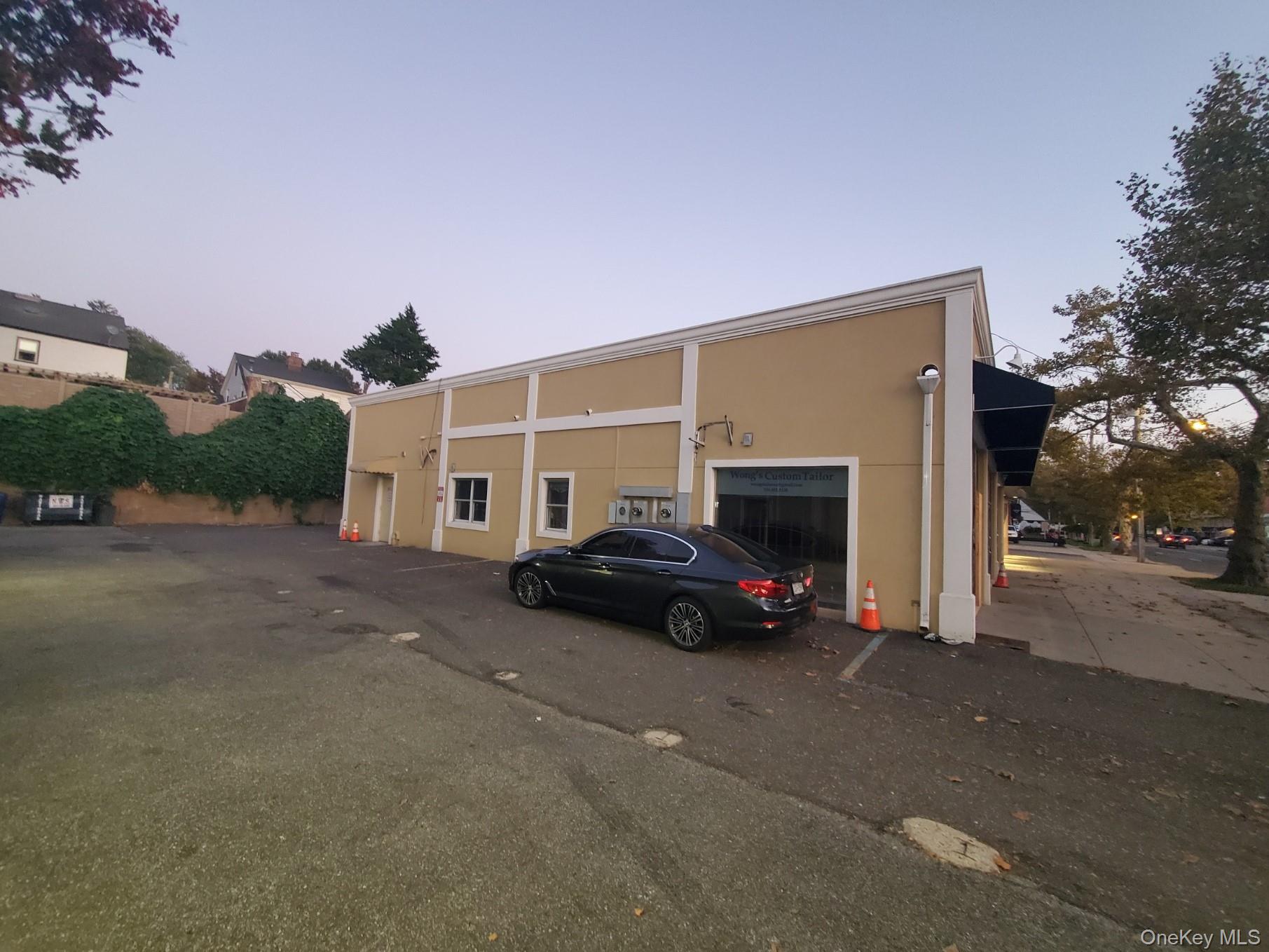 #2 photo, 350-354 Great Neck Road, ナッソー郡 Great Neck , NY 11021