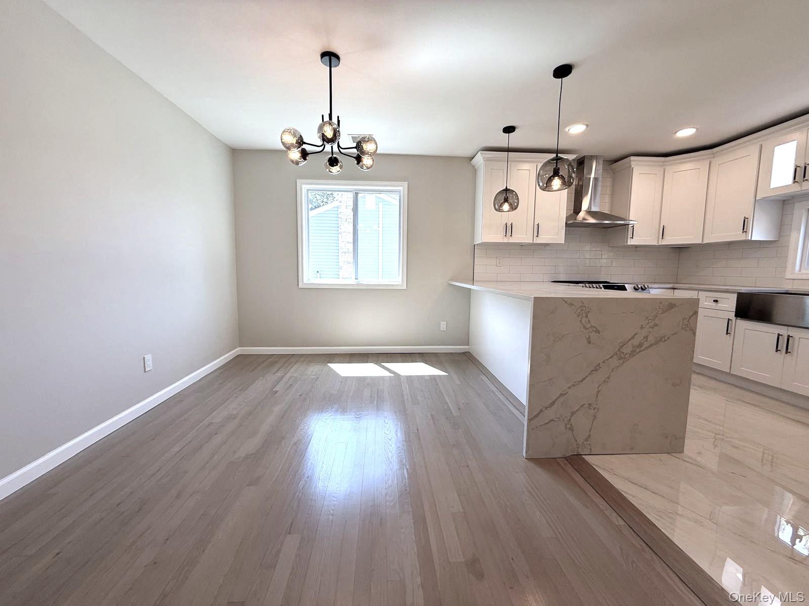 #11 photo, 109 North Drive, Massapequa , NY 11758