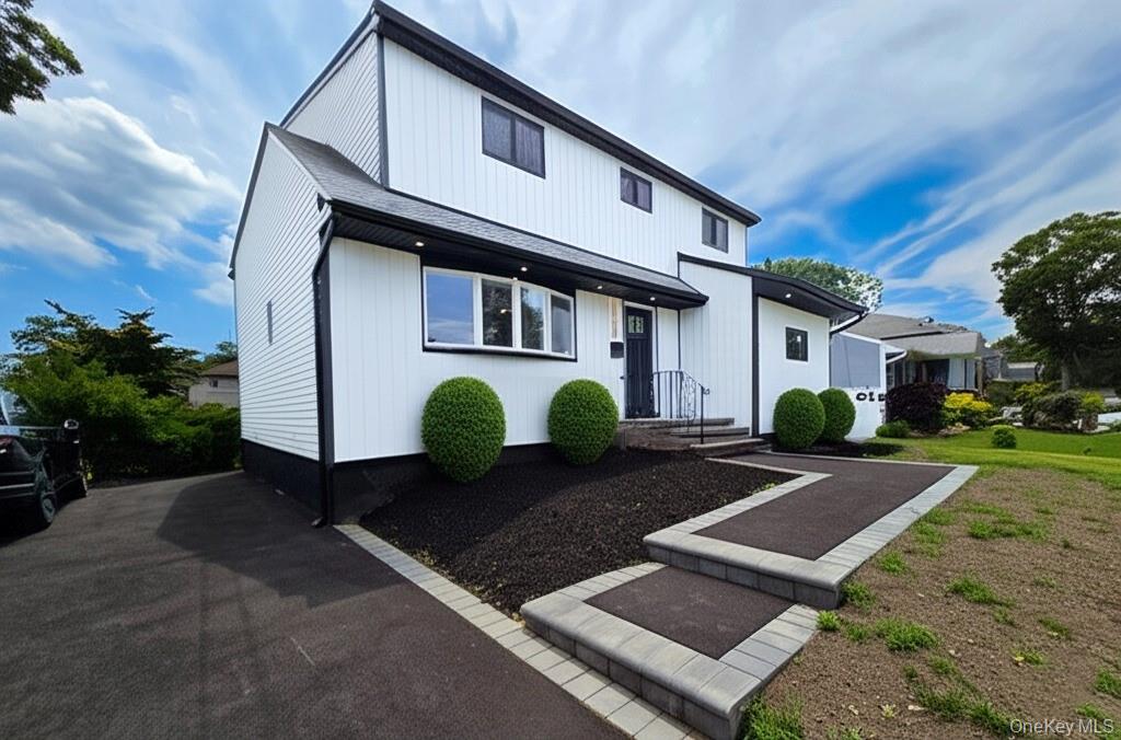 #2 photo, 109 North Drive, Massapequa , NY 11758