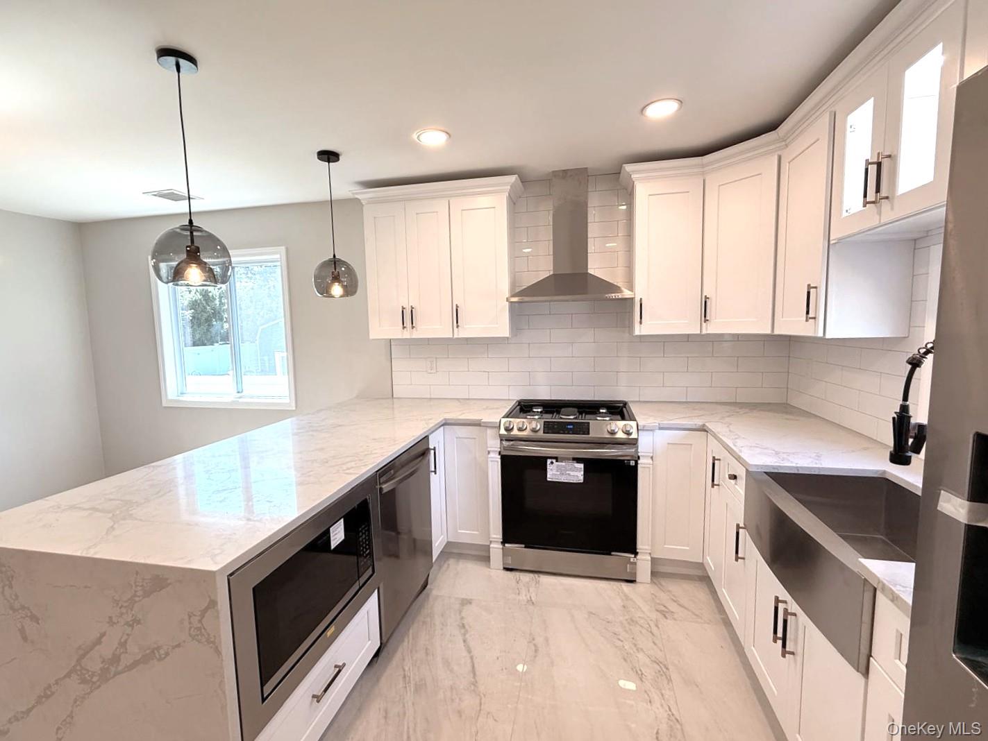 #4 photo, 109 North Drive, Massapequa , NY 11758