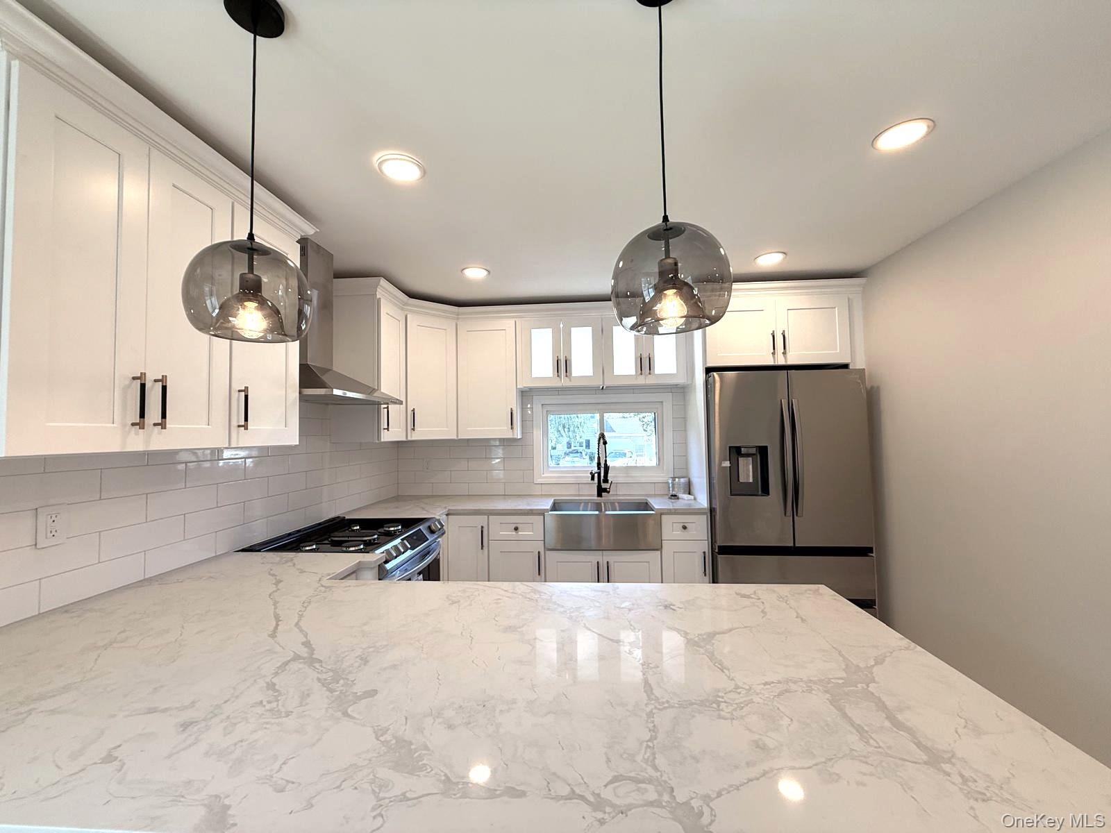 #7 photo, 109 North Drive, Massapequa , NY 11758