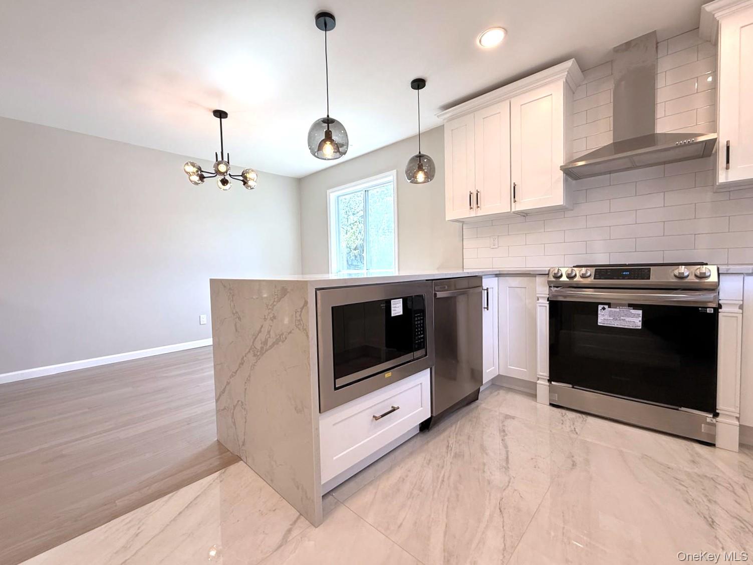 #9 photo, 109 North Drive, Massapequa , NY 11758