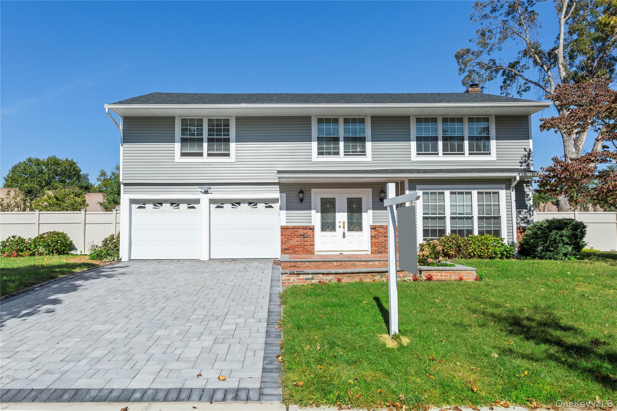 #1 photo, 44 Apple Tree Drive, サフォーク郡 Hauppauge , NY 11788