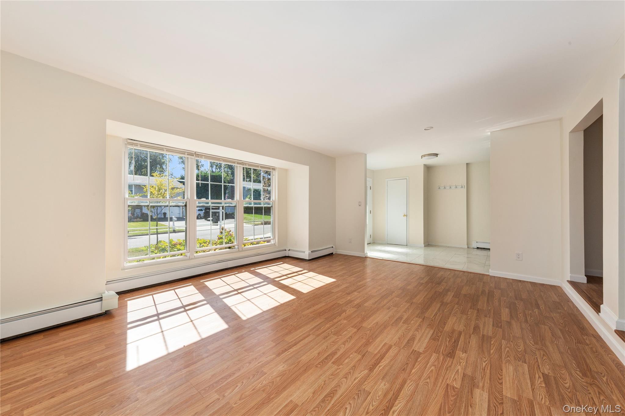 #9 photo, 44 Apple Tree Drive, サフォーク郡 Hauppauge , NY 11788