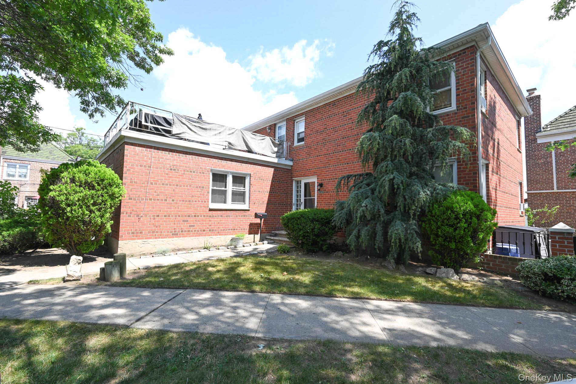 #1 photo, 8223 Caldwell Avenue, Middle Village , NY 11379