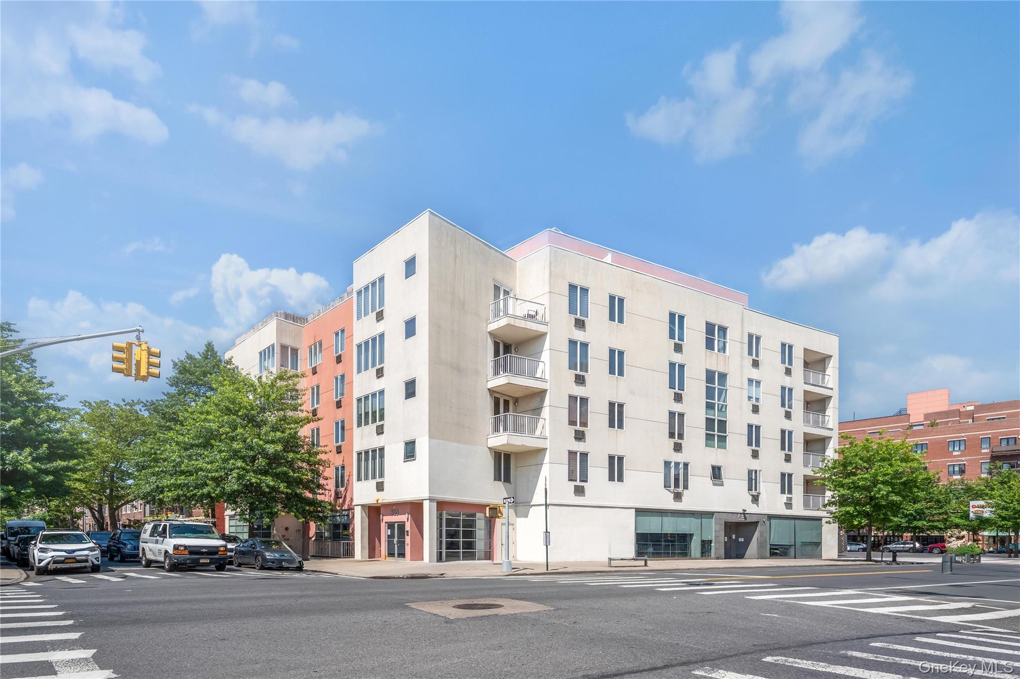 #10 photo, 355 Kings Highway, ブルックリン区 Brooklyn , NY 11223